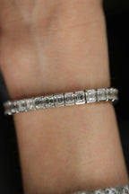 Exquisite Handcrafted Diamond Tennis Bracelet, 17ct B-17EM