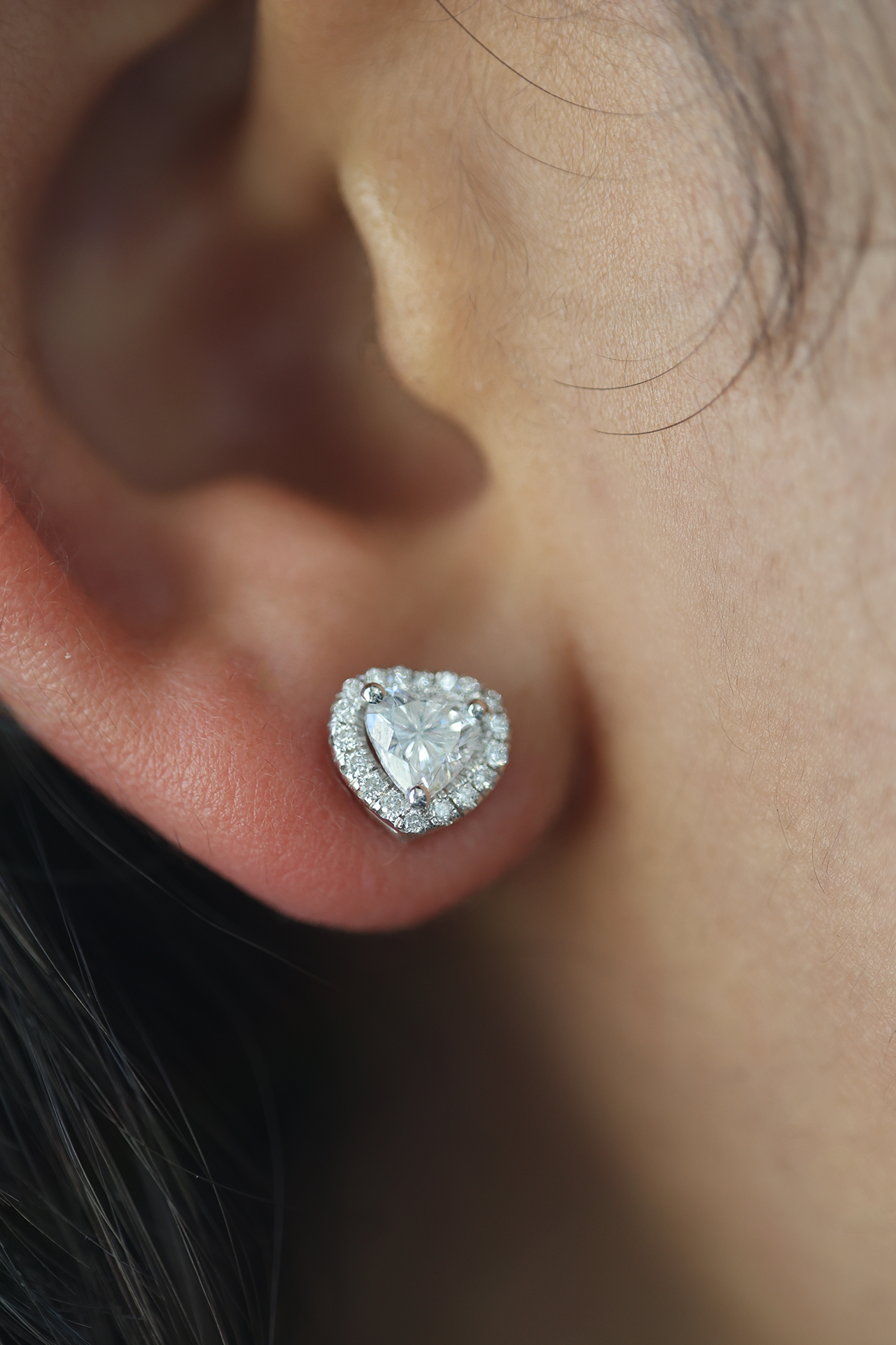 14KT White Gold Heart Halo Diamond Stud Earrings 0.95ctw E-095HS
