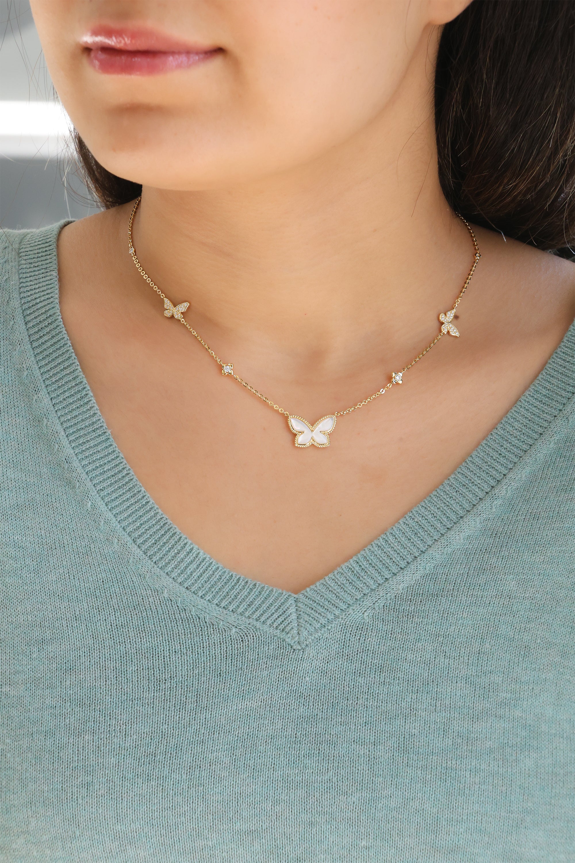 14K Yellow Gold MOP & Diamond Butterfly Necklace 6.3ct N-04711834