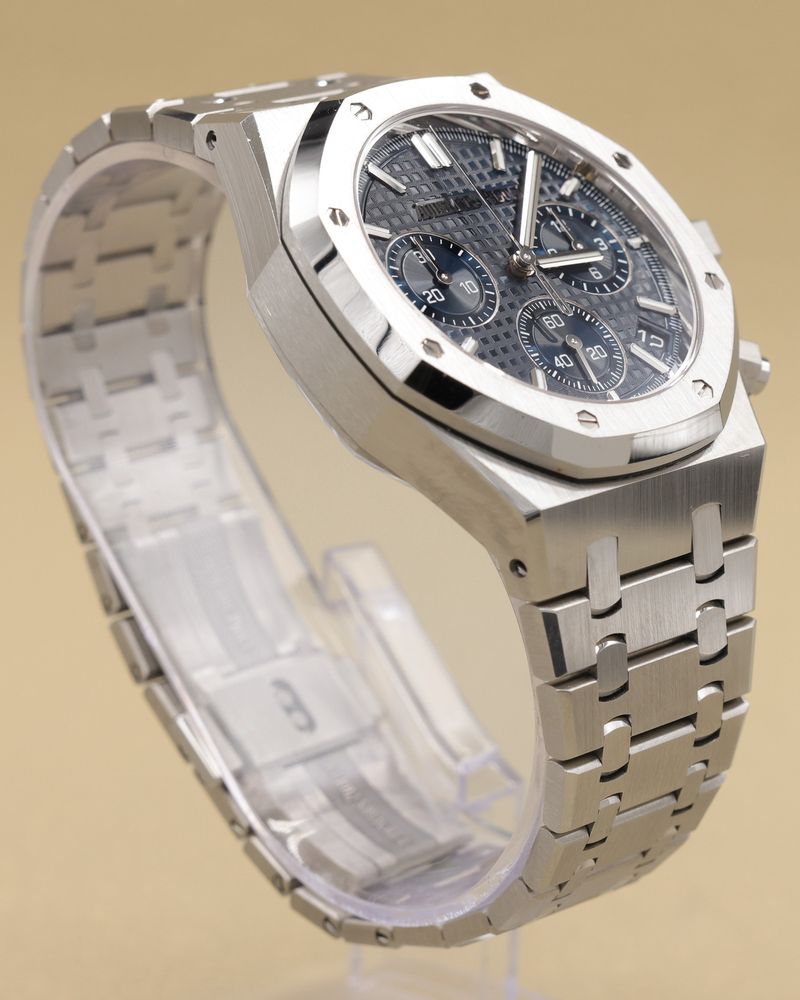 Audemars Piguet Royal Oak Chronograph "50th Anniversary" Blue Dial on Bracelet 26240ST.OO.1320ST.01 Complete 2022