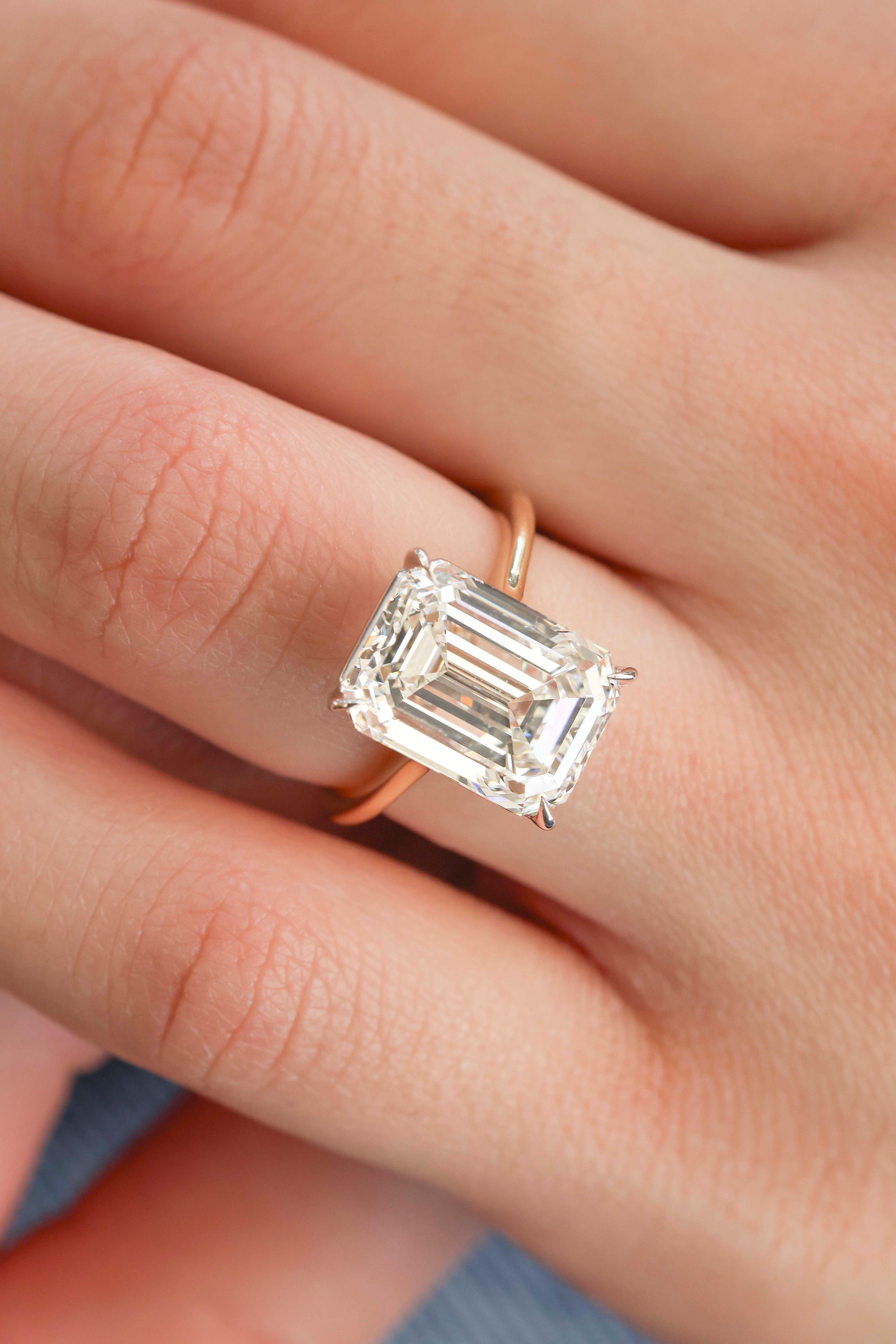Emerald Solitaire Natural Diamond 18KT Two-Tone Ring 8.88ct R-888EC