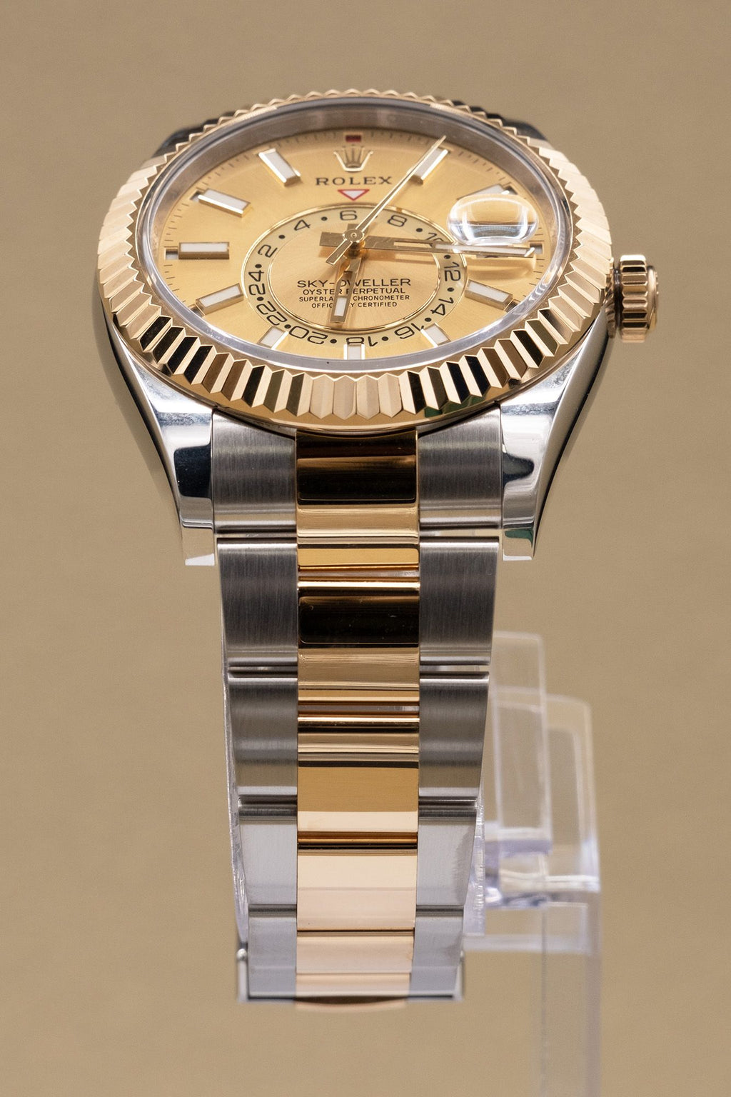Rolex SkyDweller Champagne Dial on Oyster 326933 Complete 2022