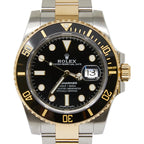 Rolex Submariner Black Dial on Oyster 116613LN Complete 2020