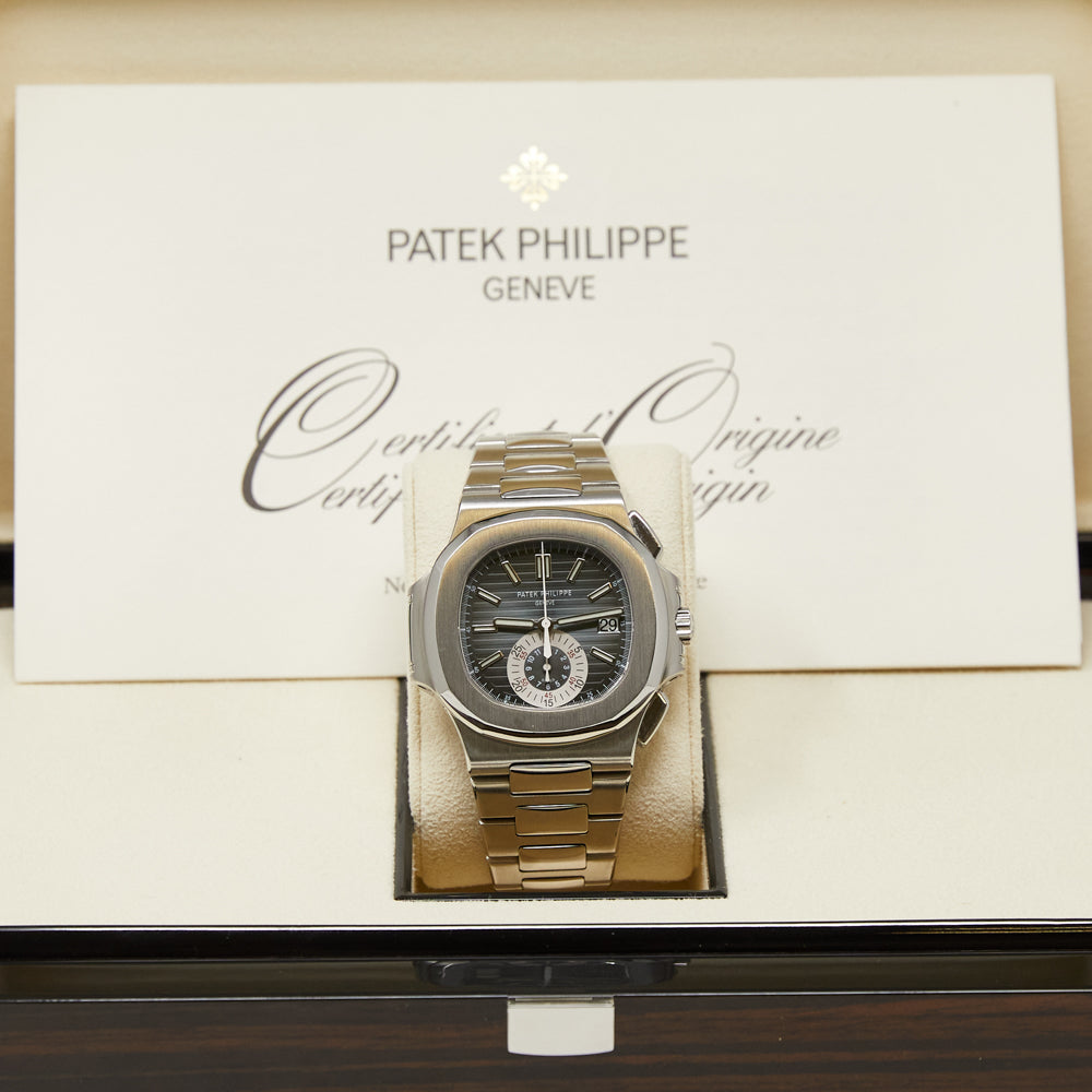 Patek Philippe Nautilus Blue Dial on Bracelet 5980/1A-001 Complete 2008