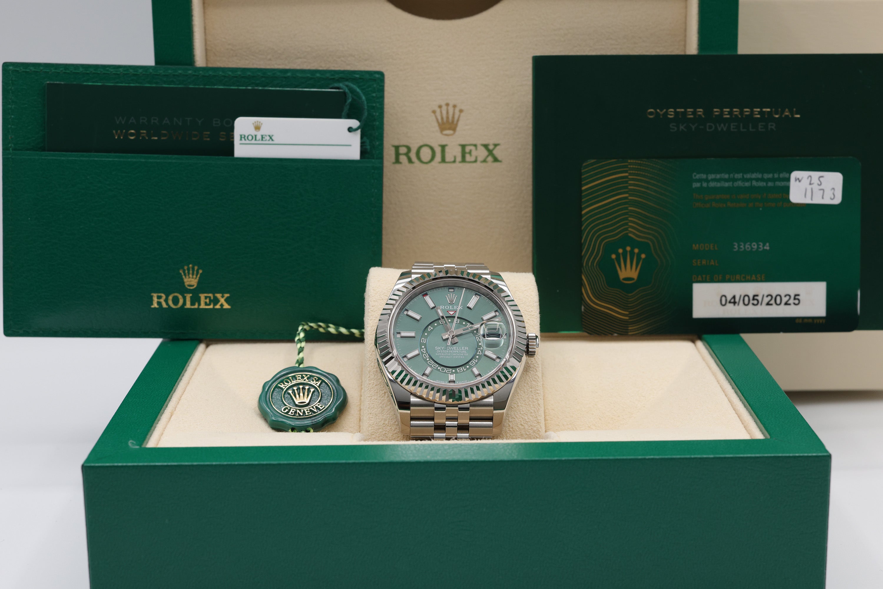 Rolex SkyDweller Mint Green Dial on Jubilee 336934 Complete 2025