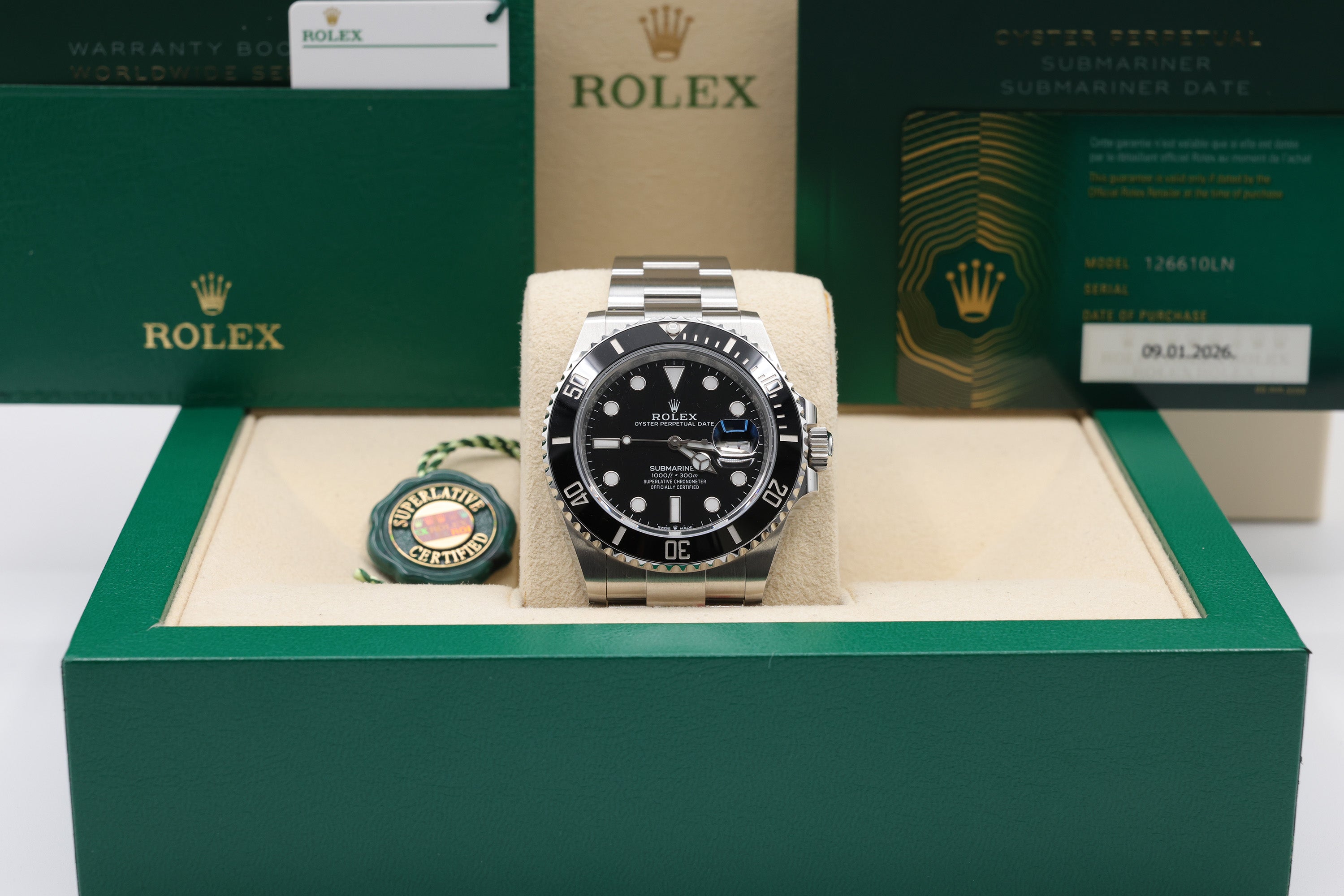 Rolex Submariner Black Dial on Oyster 126610LN Complete 2026