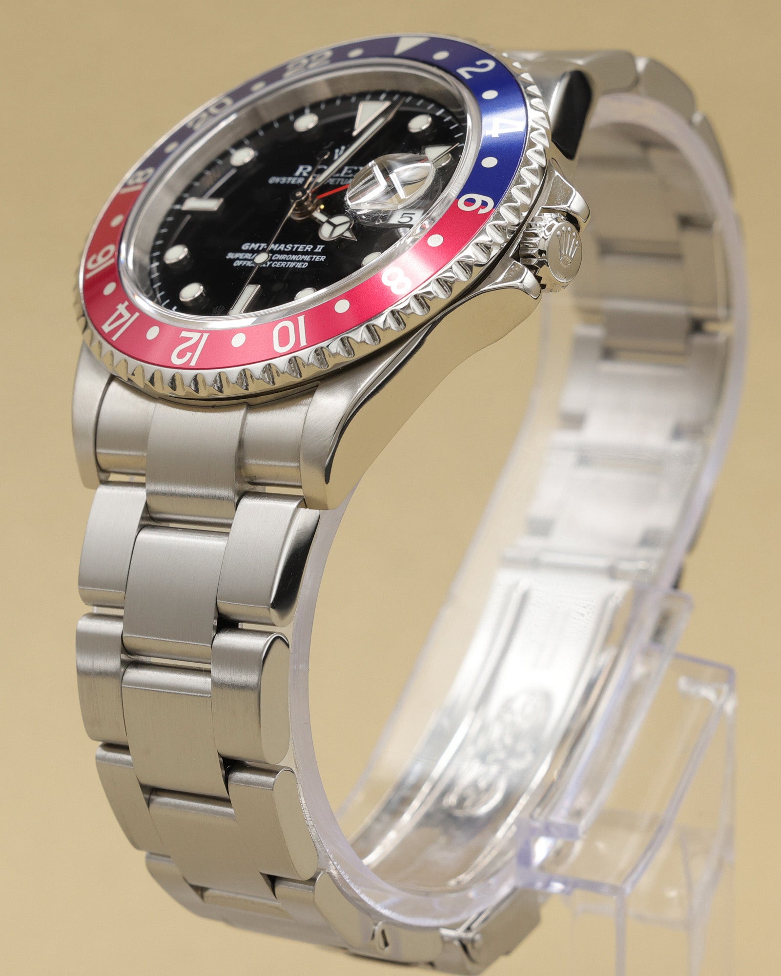 Rolex GMT-Master II Pepsi Black Dial on Oyster 16710 with Box 2005