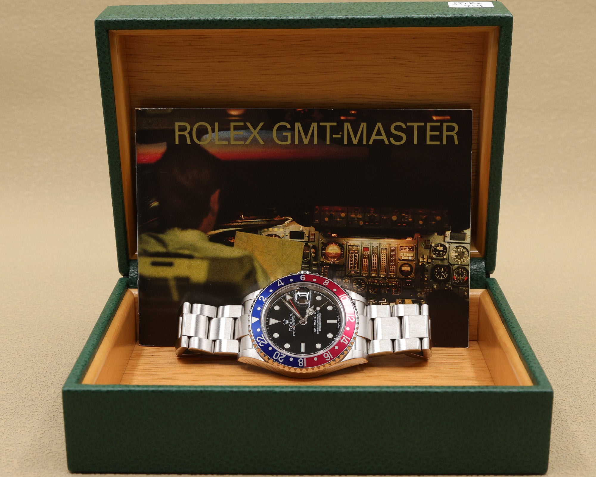 Rolex GMT-Master II Pepsi Black Dial on Oyster 16710 with Box 2005