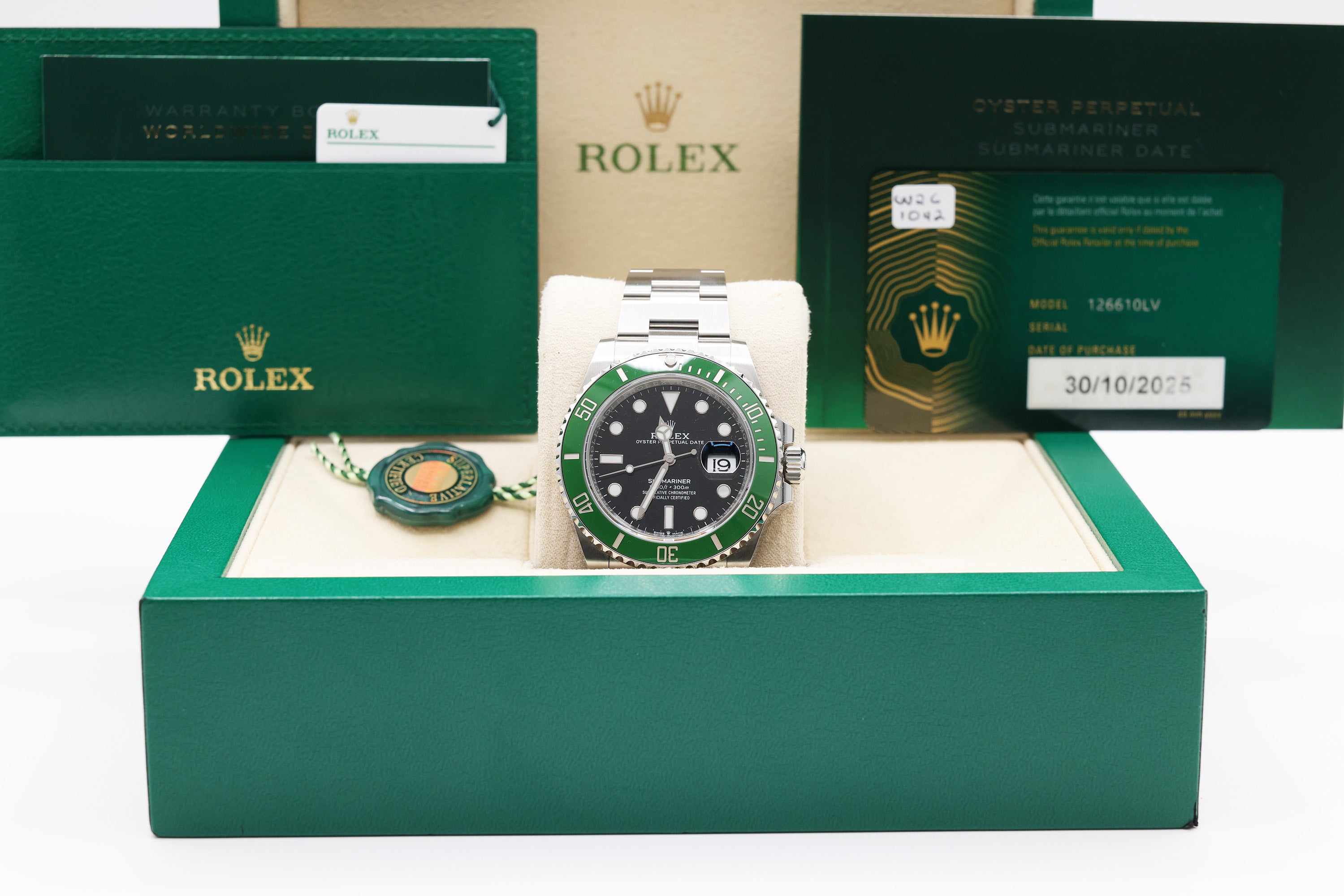 Rolex Submariner Black Dial on Oyster 126610LV Complete 2025