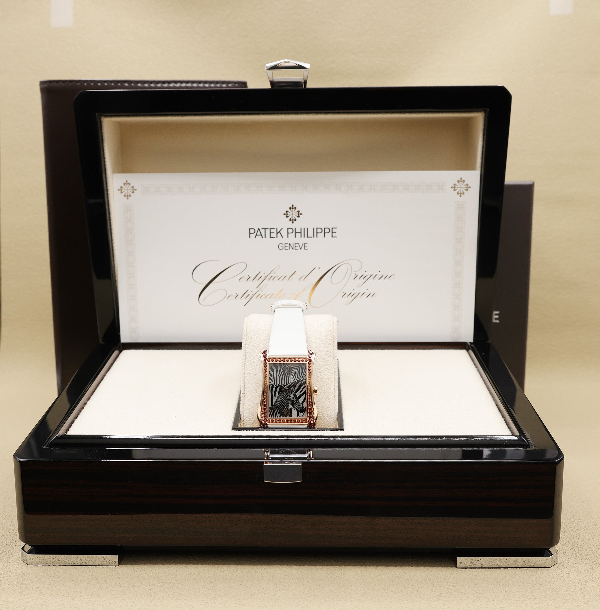 Patek Philippe Gondolo Serata Zebra Motif Dial on Calfskin, satinated finish, brushed white 4962/200R-010 Complete 2026
