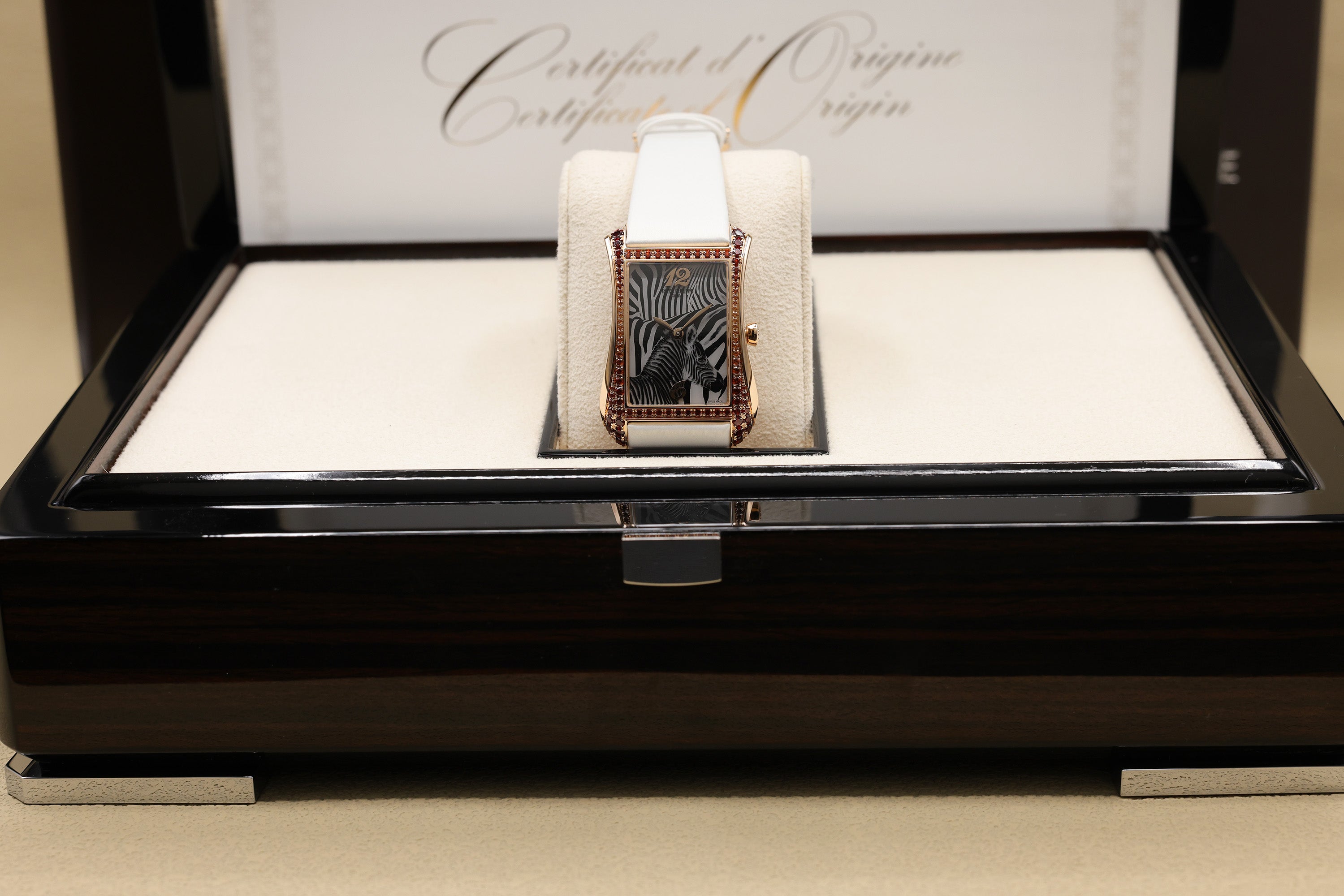Patek Philippe Gondolo Serata Zebra Motif Dial on Calfskin, satinated finish, brushed white 4962/200R-010 Complete 2026
