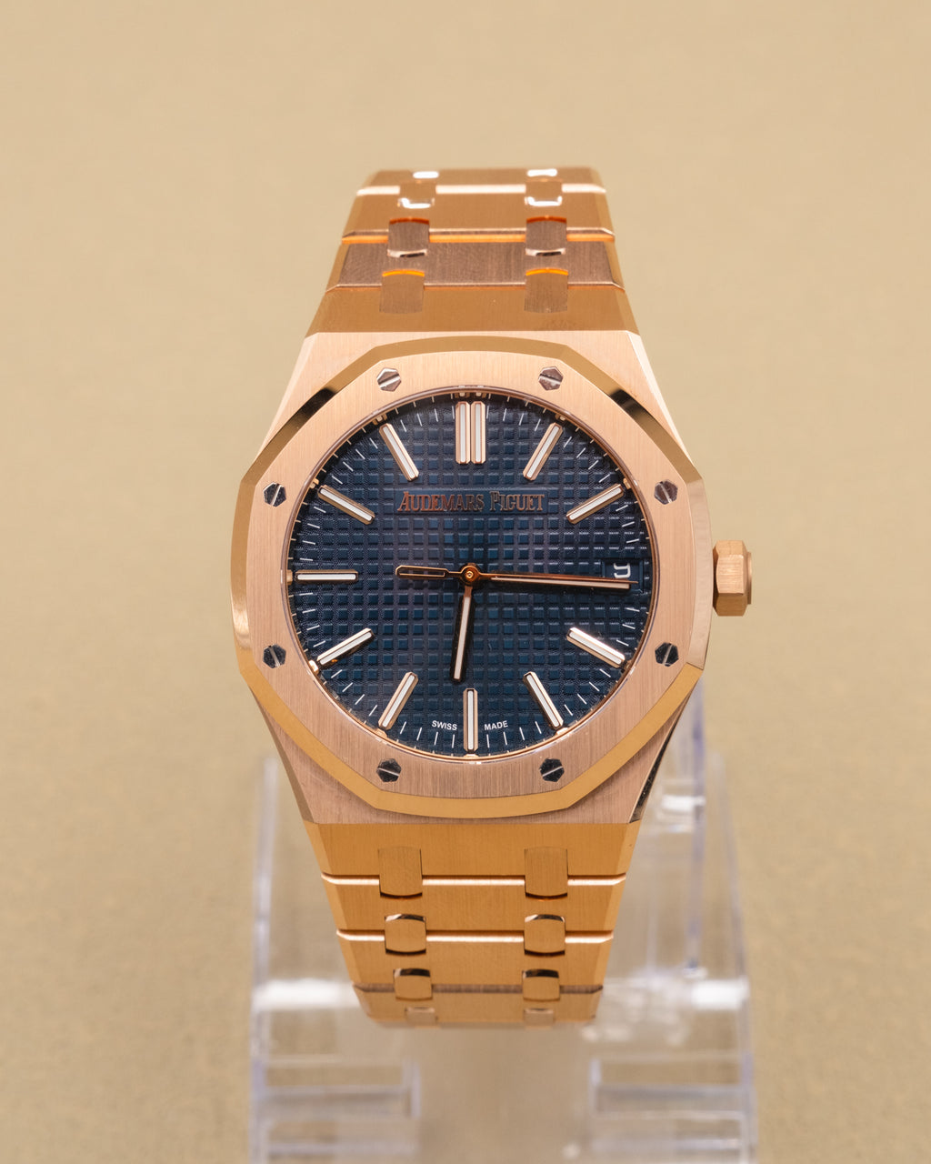 Audemars Piguet Royal Oak Blue Dial on Rose Gold 15510OR.OO.1320OR.03 Complete