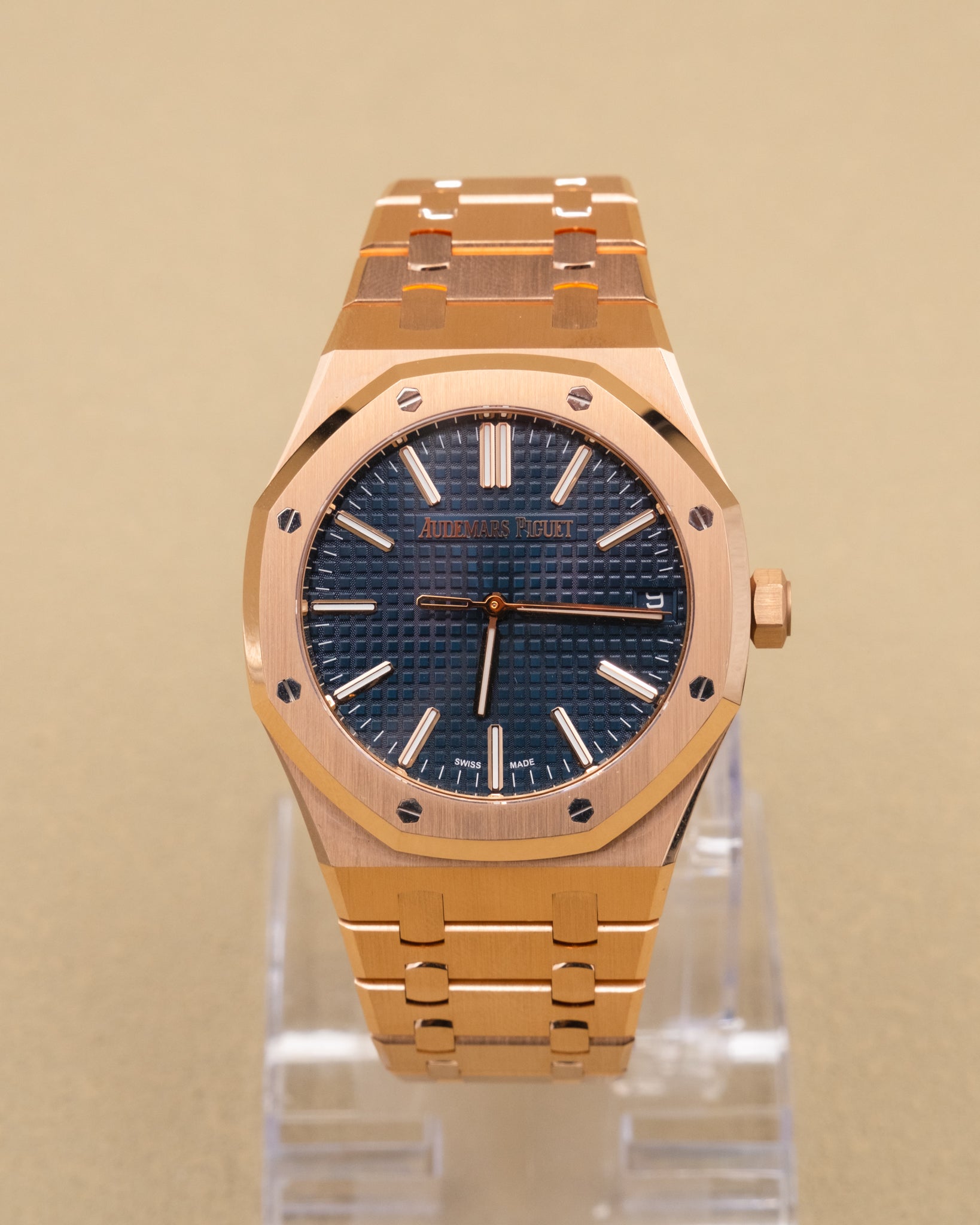 Audemars Piguet Royal Oak Blue Dial on Rose Gold 15510OR.OO.1320OR.03 Complete