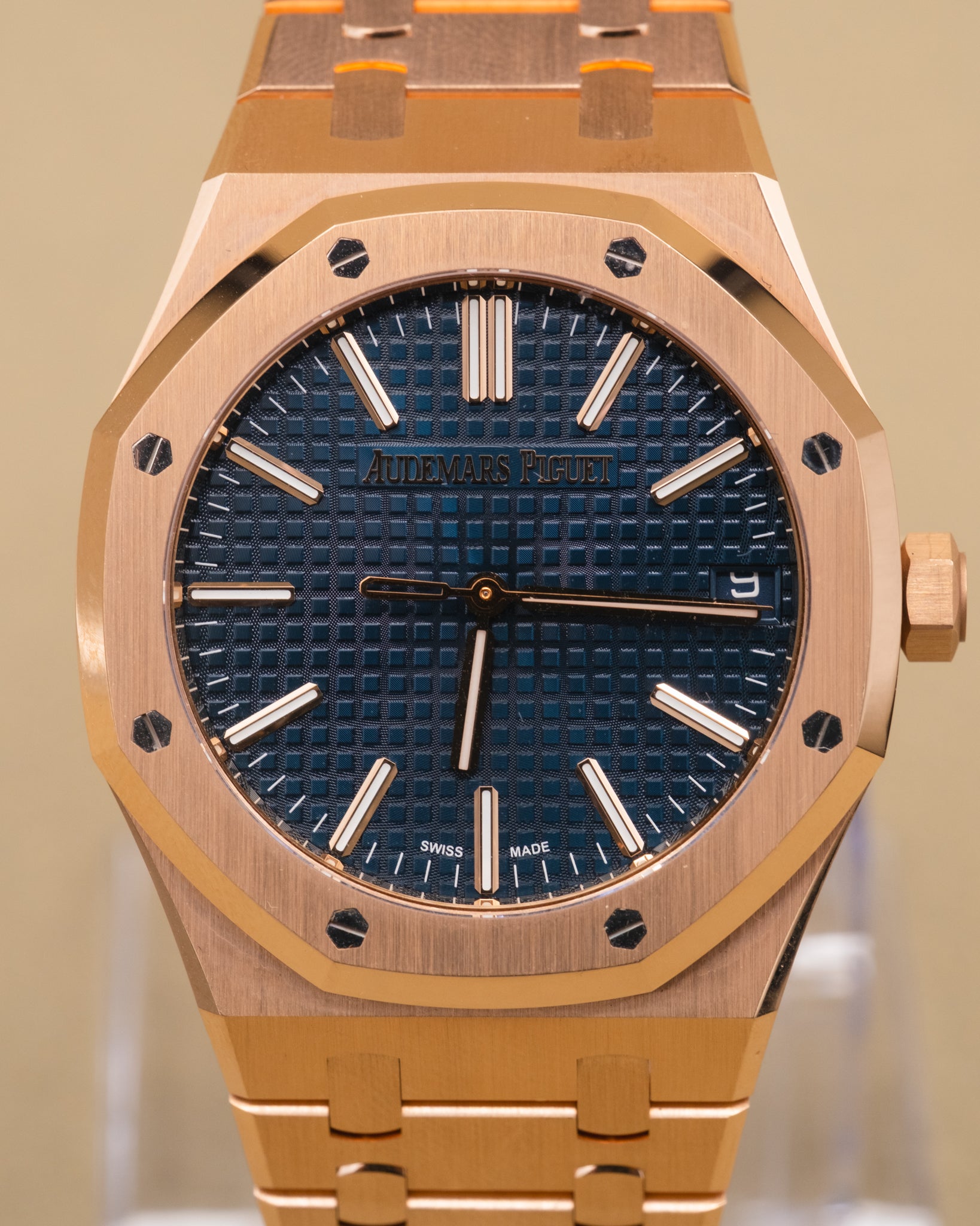 Audemars Piguet Royal Oak Blue Dial on Rose Gold 15510OR.OO.1320OR.03 Complete