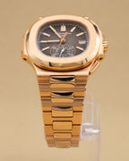 Patek Philippe Nautilus Black Gradient Dial on Bracelet 5980/1R-001 Complete 2016