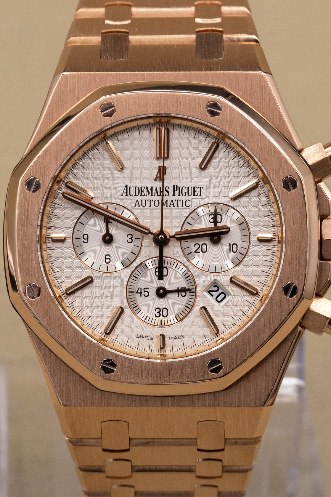 Audemars Piguet Royal Oak Chronograph Silver Dial on Bracelet 26320OR.OO.1220OR.02 with Box
