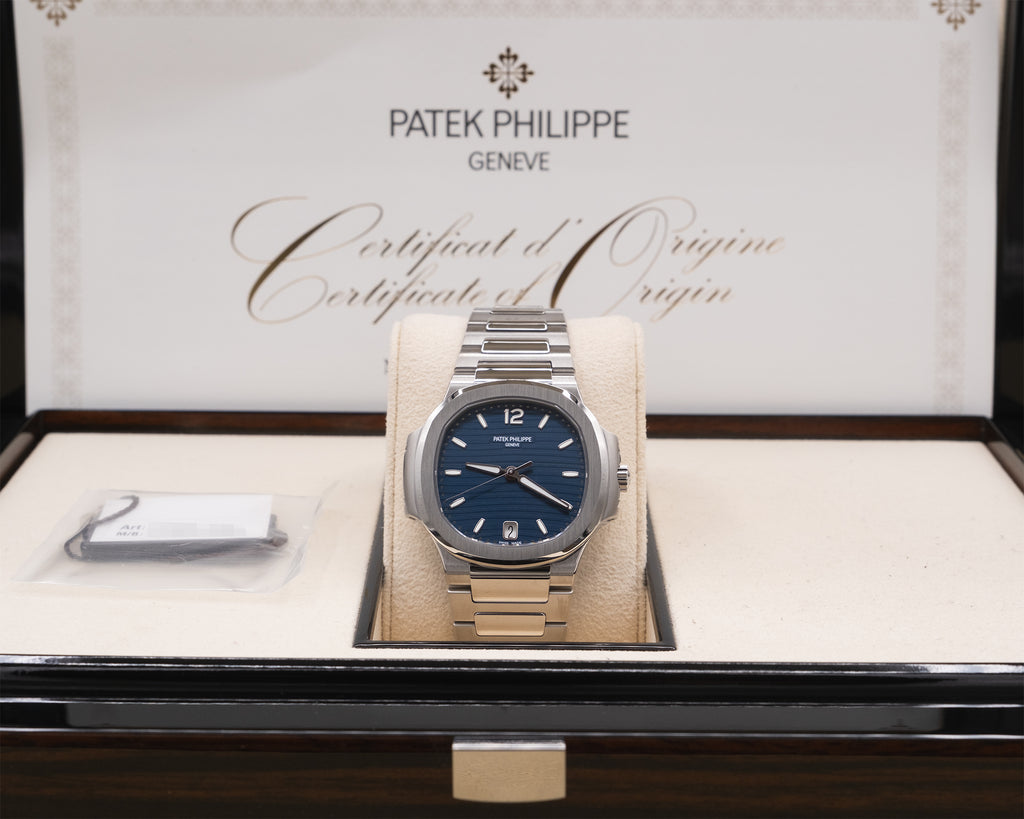 Patek Philippe Ladies Nautilus Blue Opaline Dial on Bracelet 7118/1A-001 Complete 2024