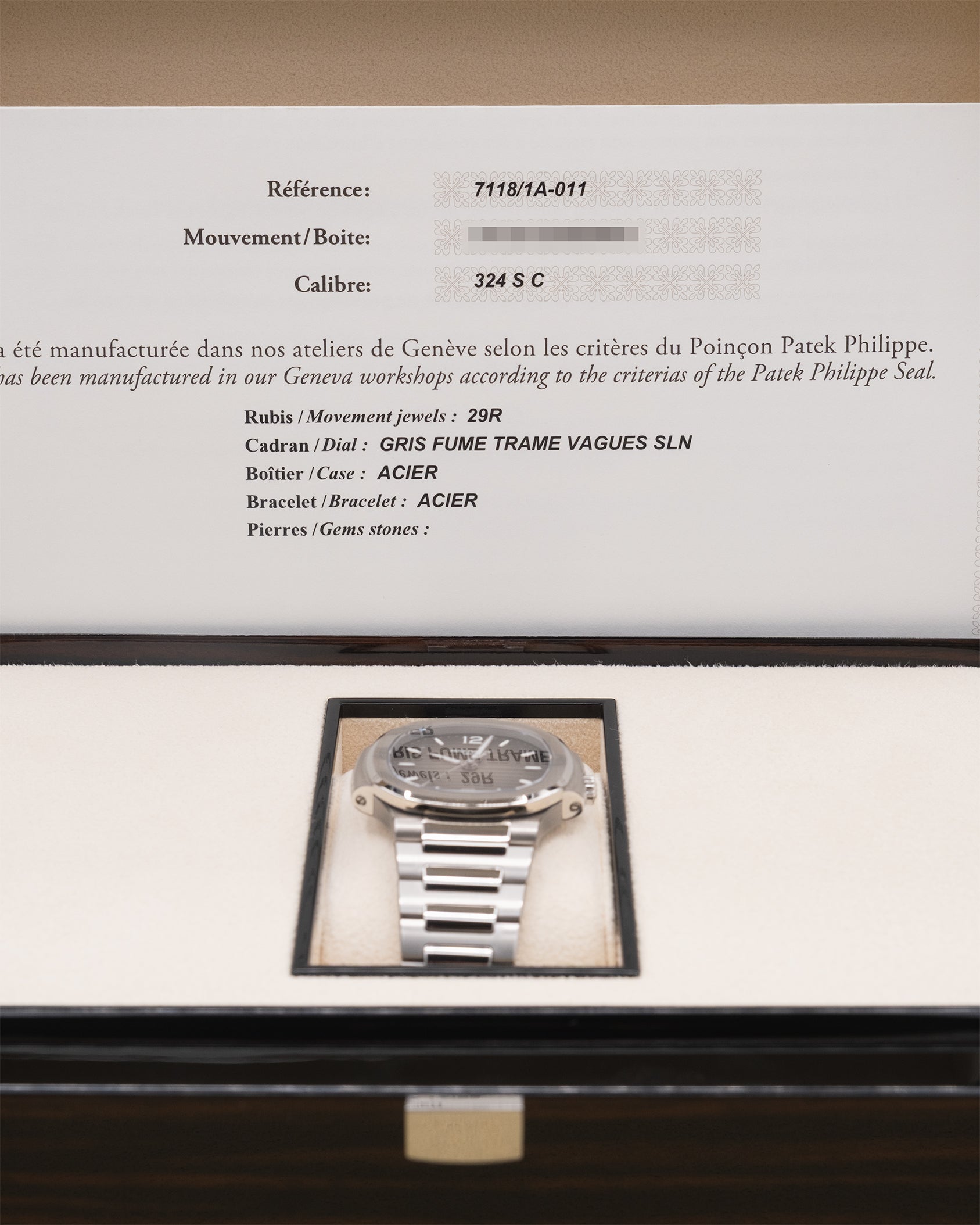 Patek Philippe Ladies Nautilus Smoke Gray Dial on Bracelet 7118/1A-011 Complete 2022
