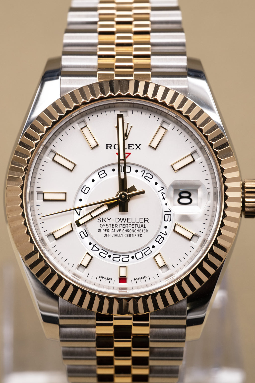 Rolex SkyDweller White Dial on Jubilee 326933 Complete 2021