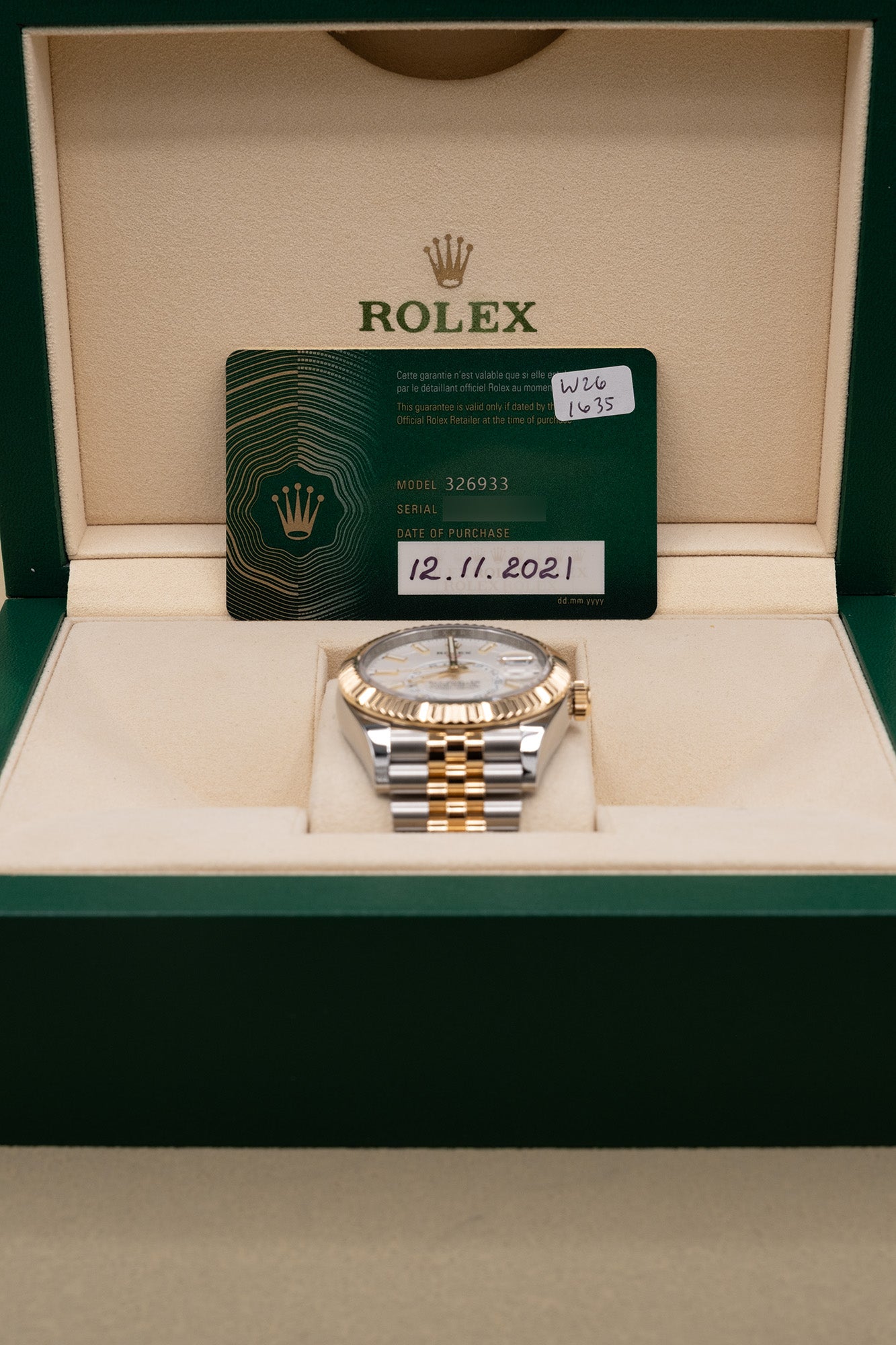 Rolex SkyDweller White Dial on Jubilee 326933 Complete 2021