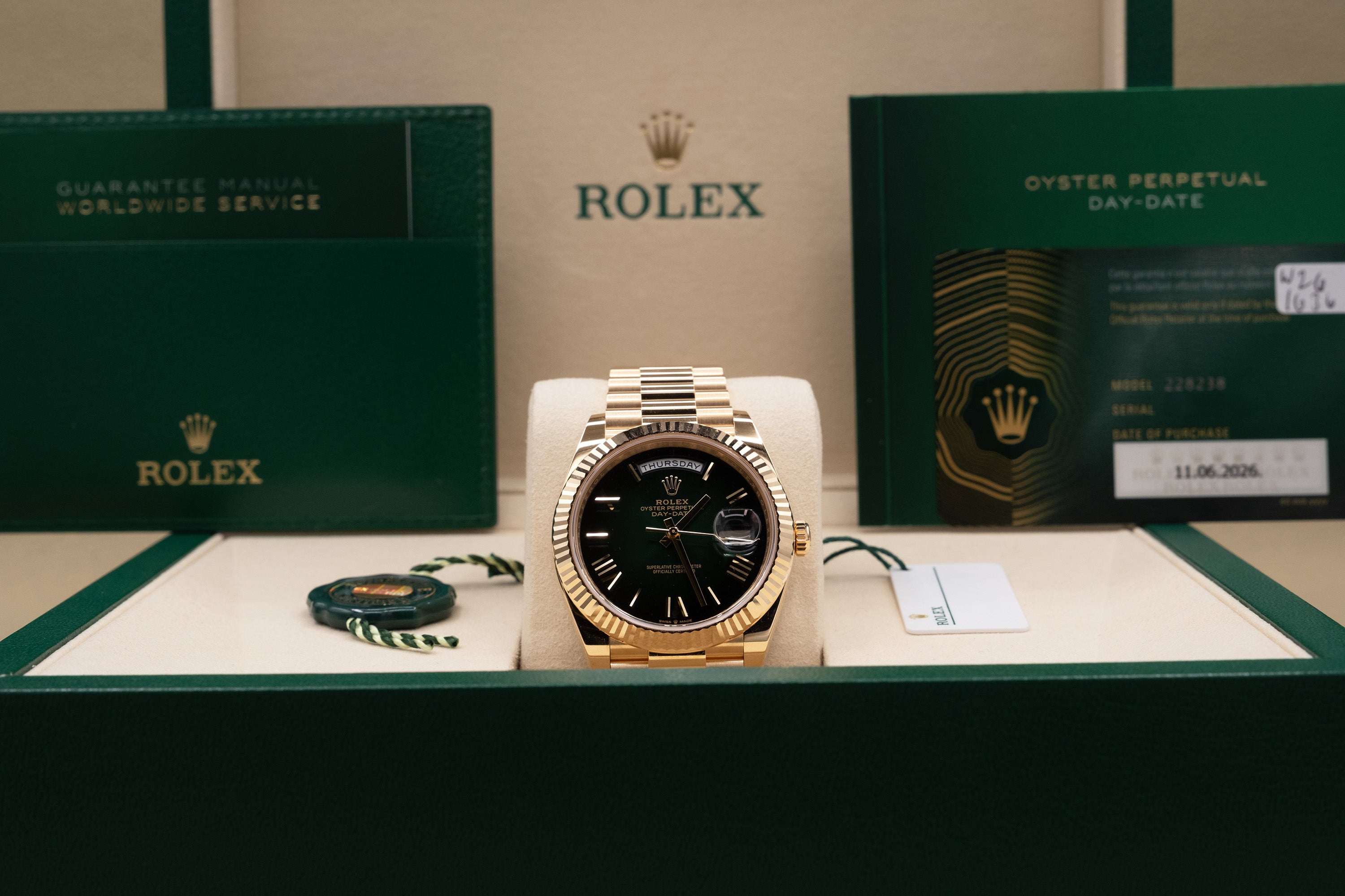 Rolex Day-Date 40 Green Ombre Roman Dial on President 228238 Complete 2026