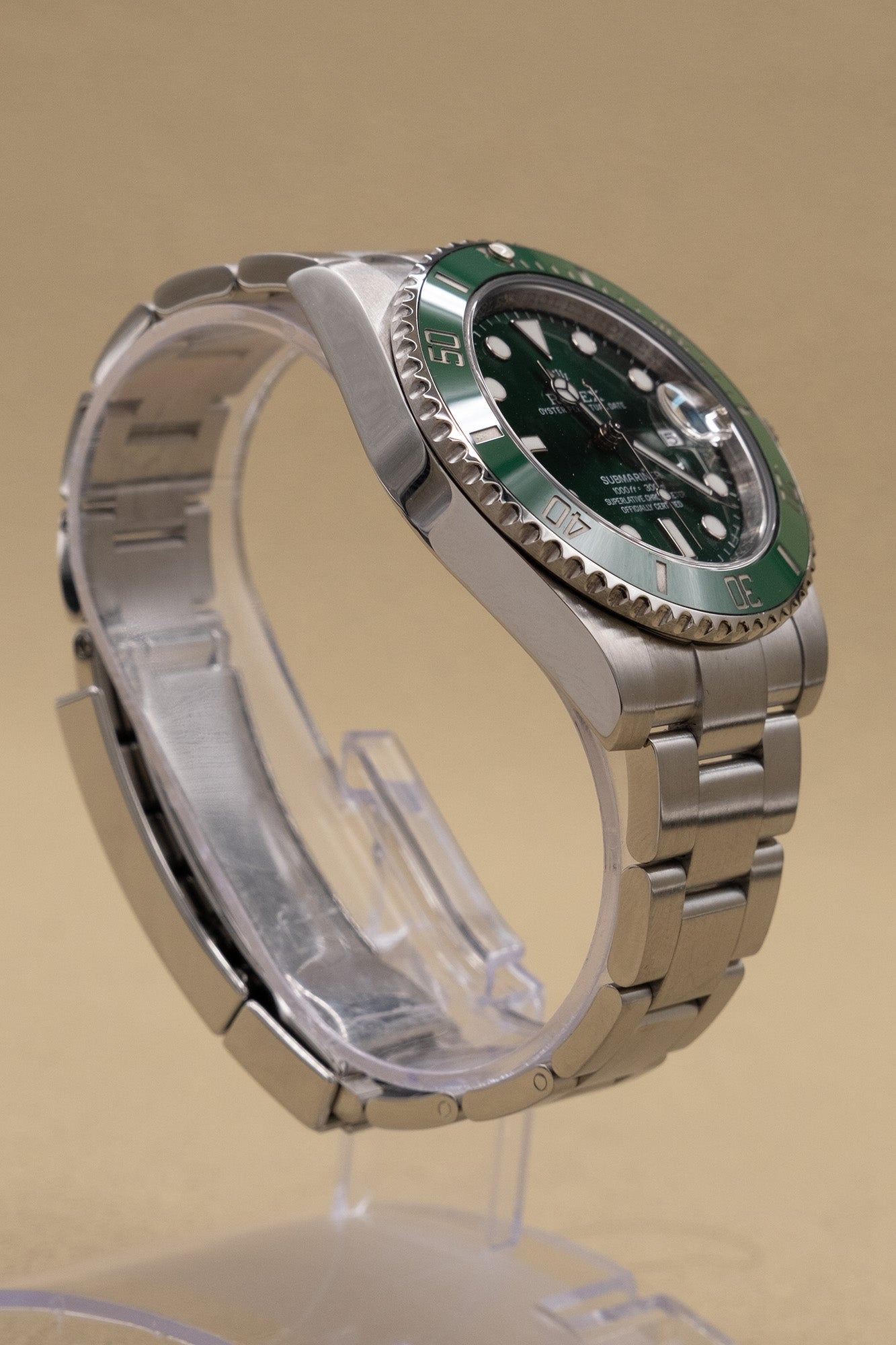 Rolex Submariner Hulk Green Dial on Oyster 116610LV Complete 2015