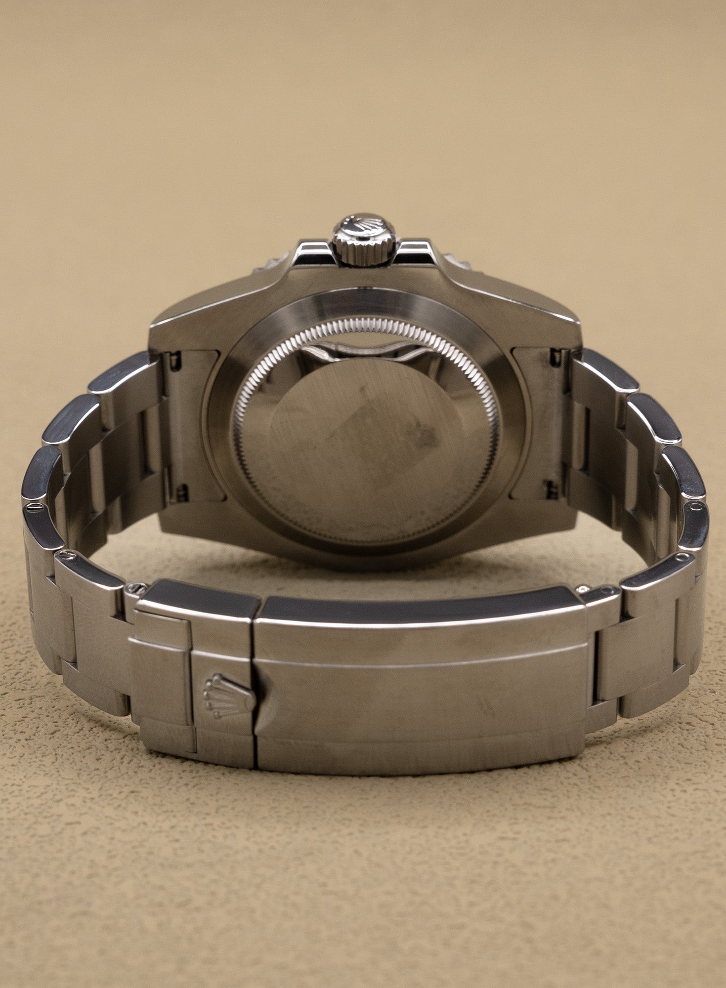 Rolex Submariner Hulk Green Dial on Oyster 116610LV Complete 2015