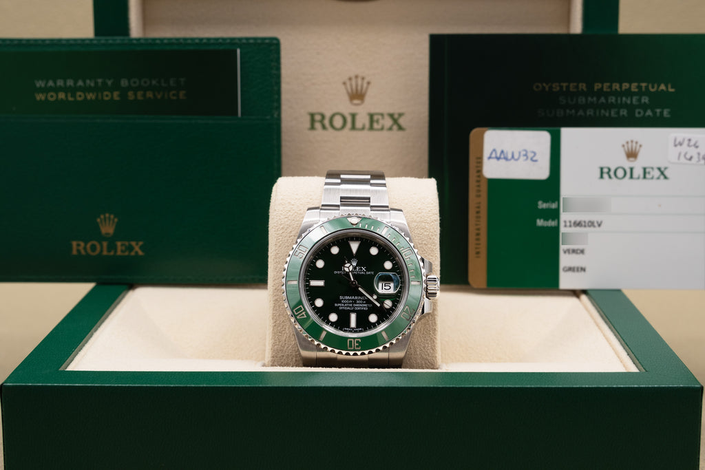 Rolex Submariner Hulk Green Dial on Oyster 116610LV Complete 2015