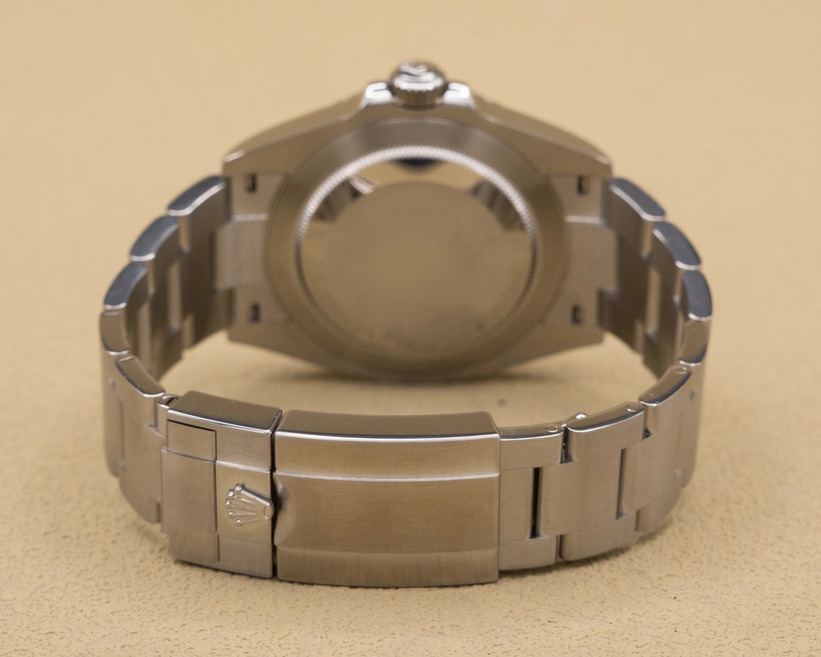 Rolex Airking Black Dial on Oyster 126900 Complete 2026