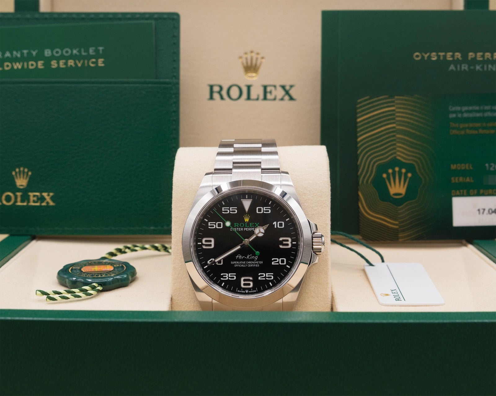 Rolex Airking Black Dial on Oyster 126900 Complete 2026