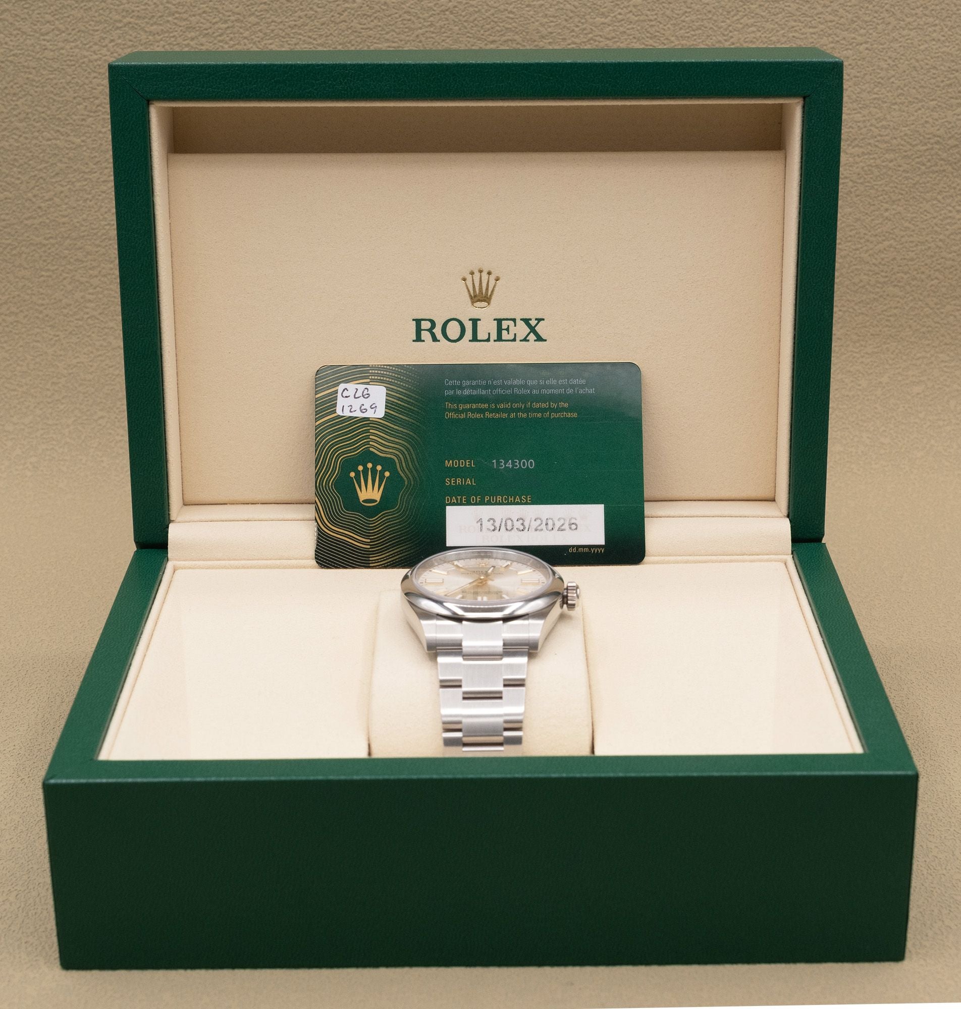 Rolex Oyster Perpetual 41 Silver Dial on Oyster 134300 Complete 2026