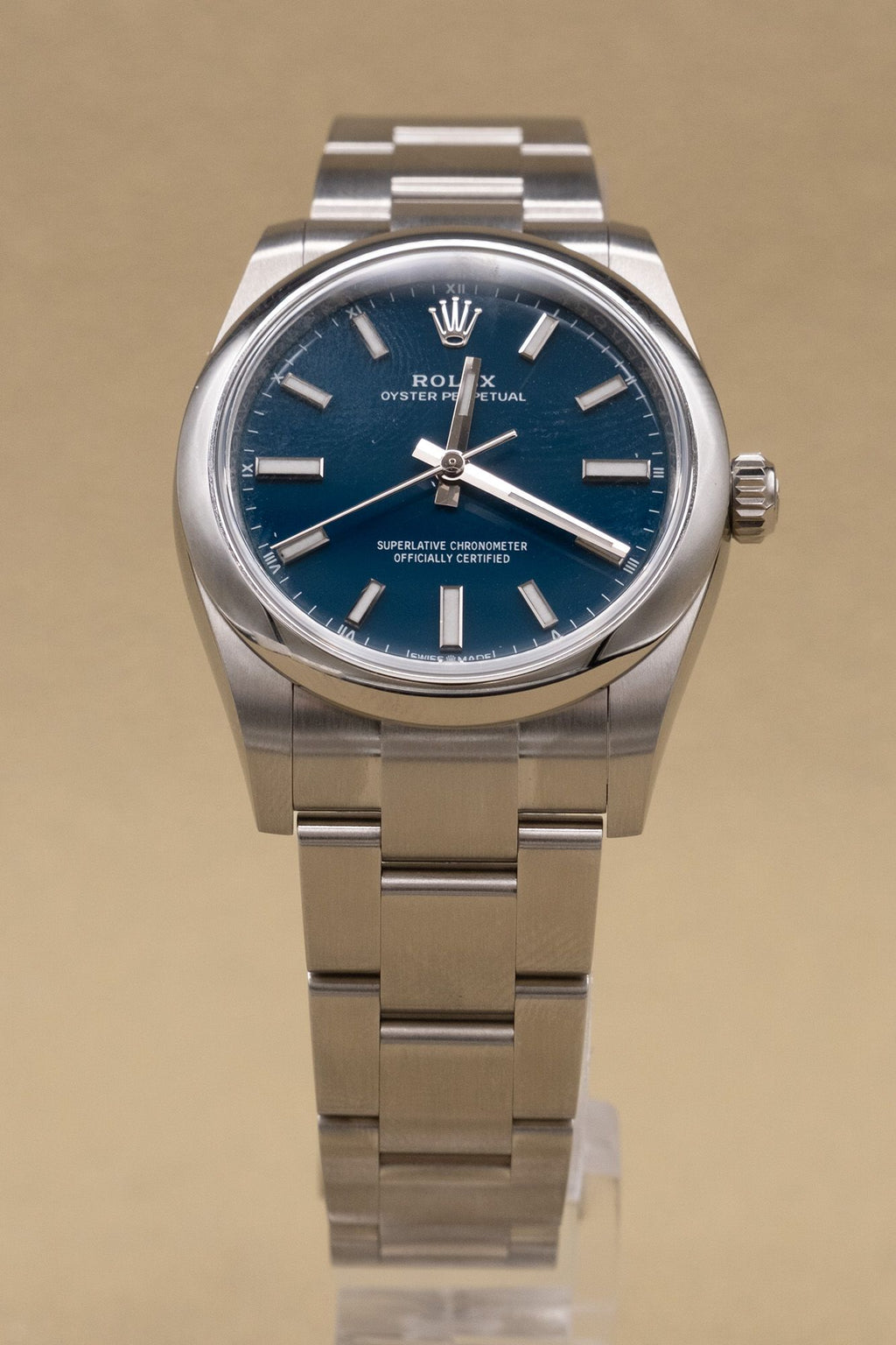 Rolex Oyster Perpetual 34 Blue Index Dial on Oyster 124200 Complete 2026