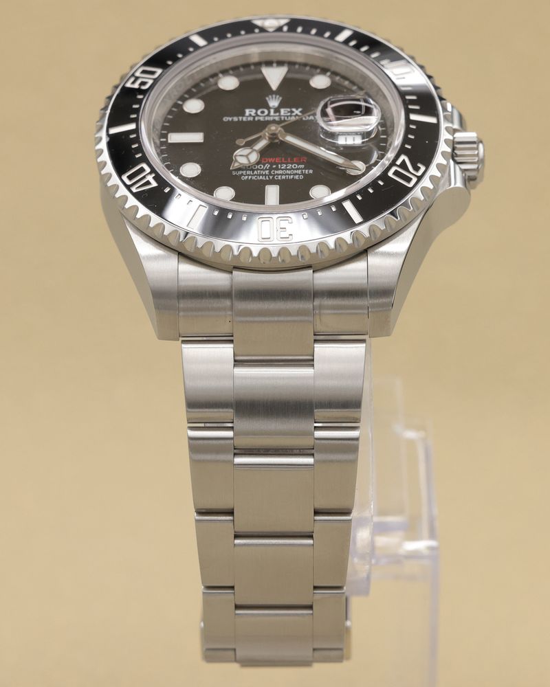 Rolex Sea-Dweller 43 Black Dial on Oyster 126600 Complete 2019