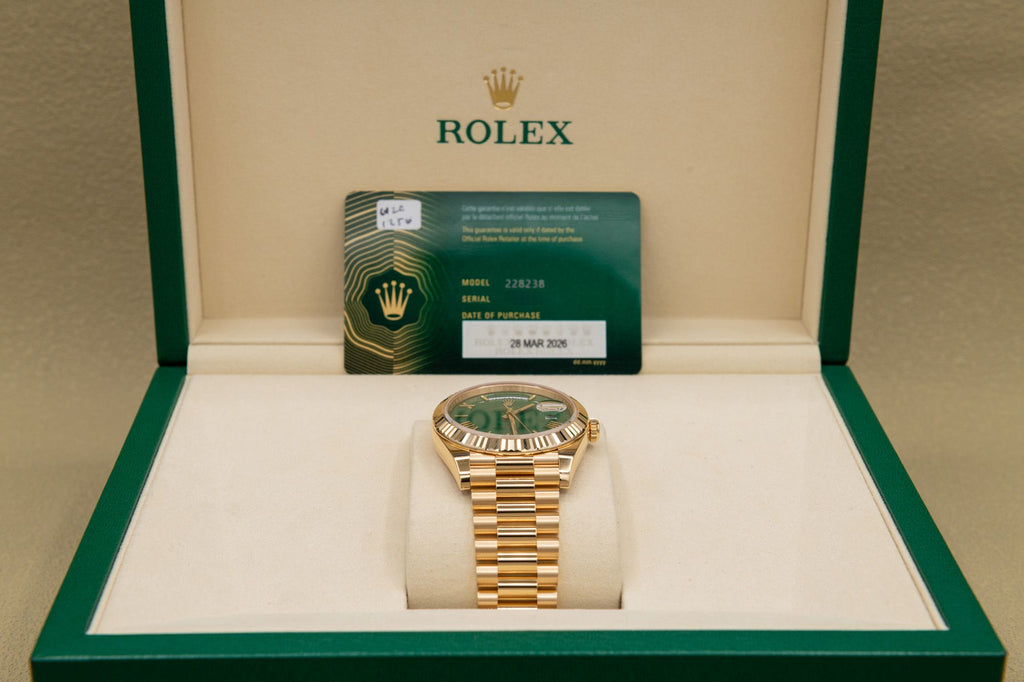 Rolex Day-Date 40 Green Roman Dial on President 228238 Complete 2026