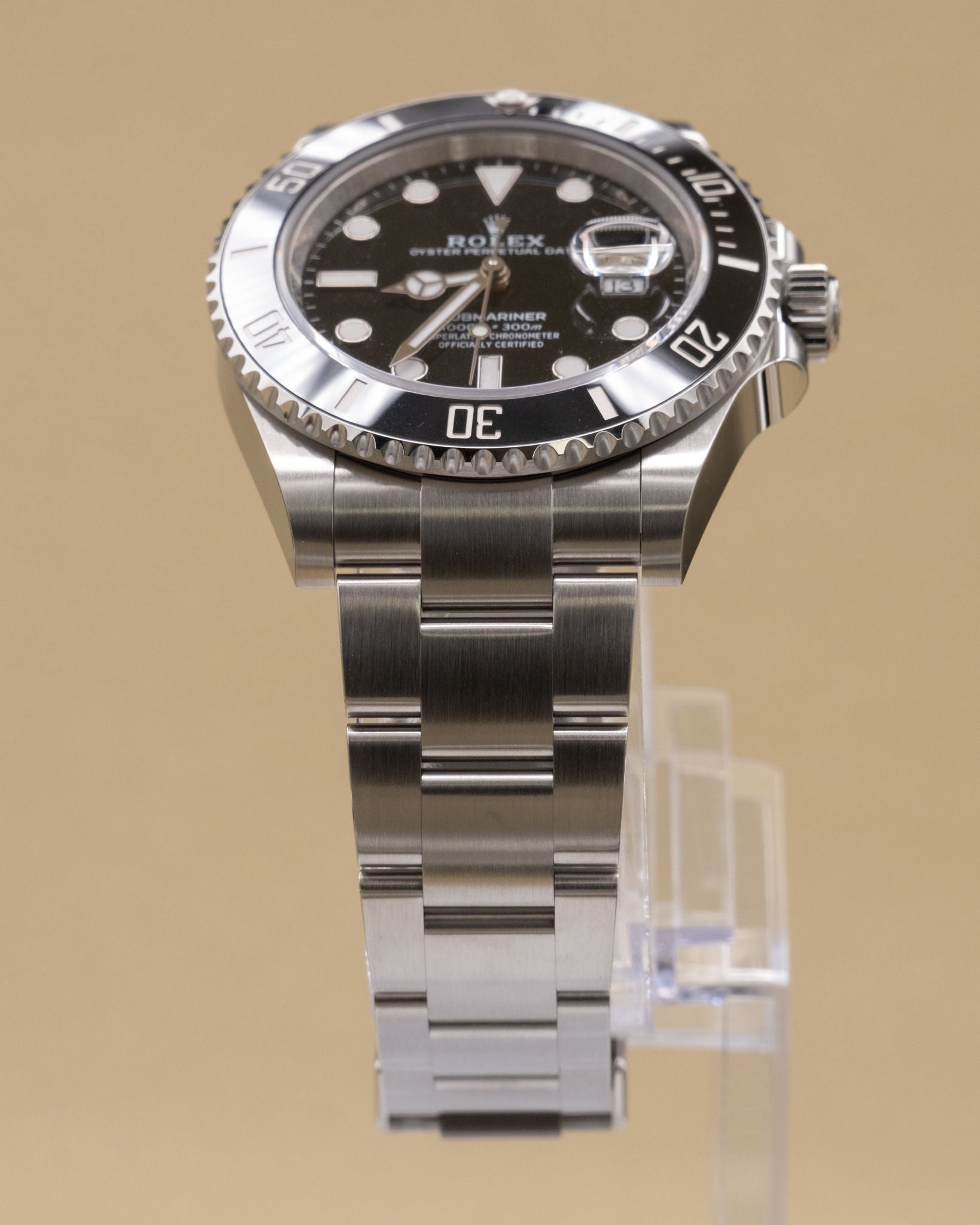 Rolex Submariner Black Dial on Oyster 126610LN Complete 2026