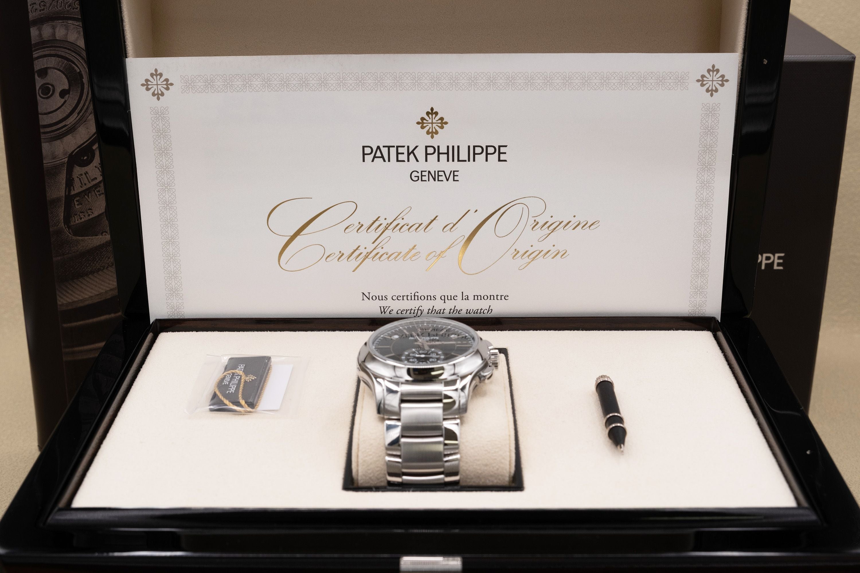 Patek Philippe Complications Flyback Chronograph Annual Calendar Olive Green Sunburst Dial on Bracelet 5905/1A-001 Complete 2024