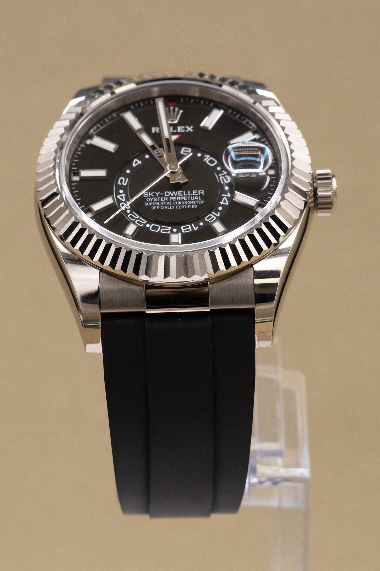 Rolex SkyDweller Black Index Dial on Oysterflex 336239 Complete 2024