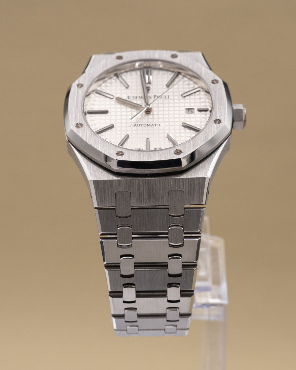 Audemars Piguet Royal Oak Selfwinding White Dial on Bracelet 15400ST.OO.1220ST.02 Complete 2014