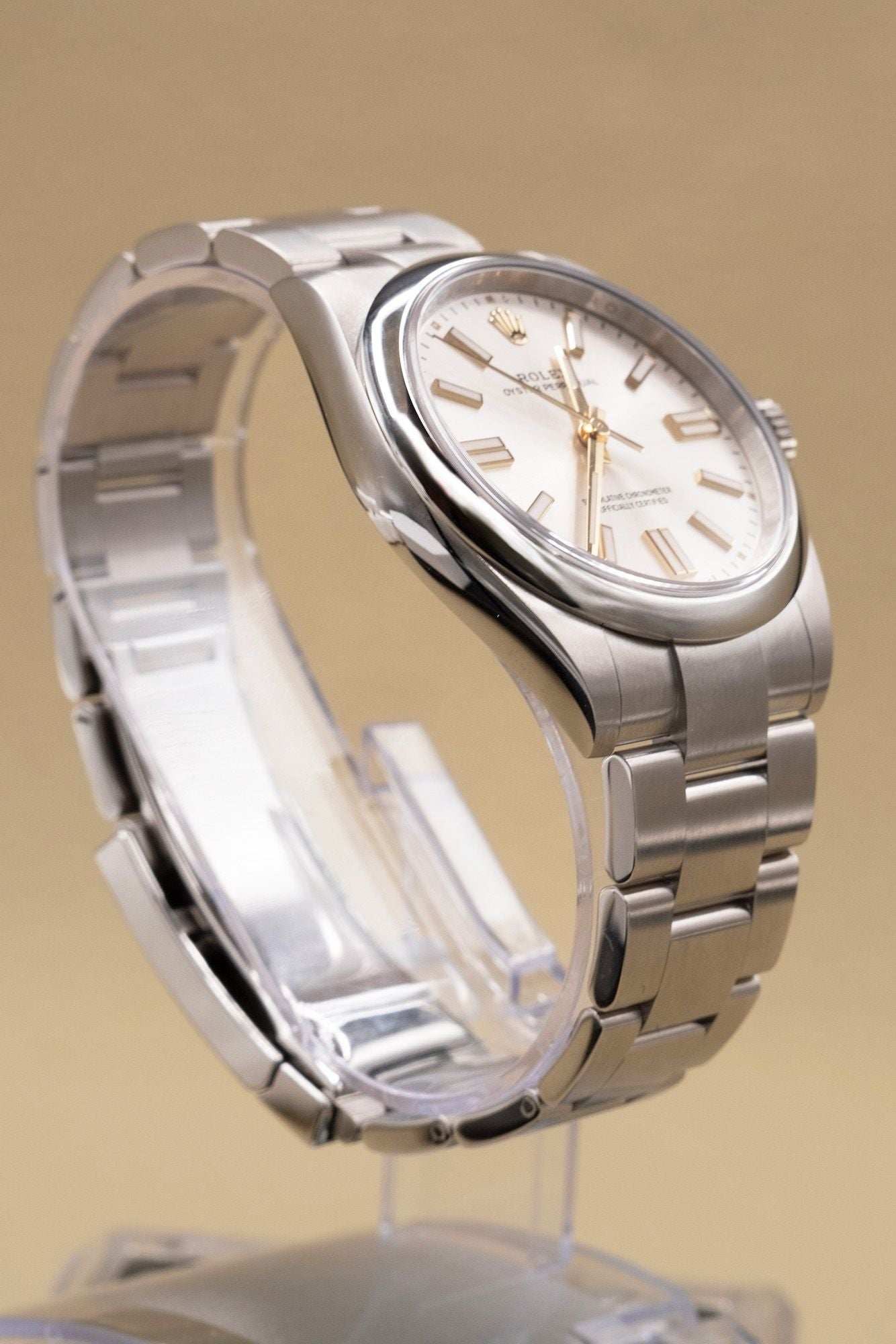 Rolex Oyster Perpetual 41 Silver Dial on Oyster 134300 Complete 2026