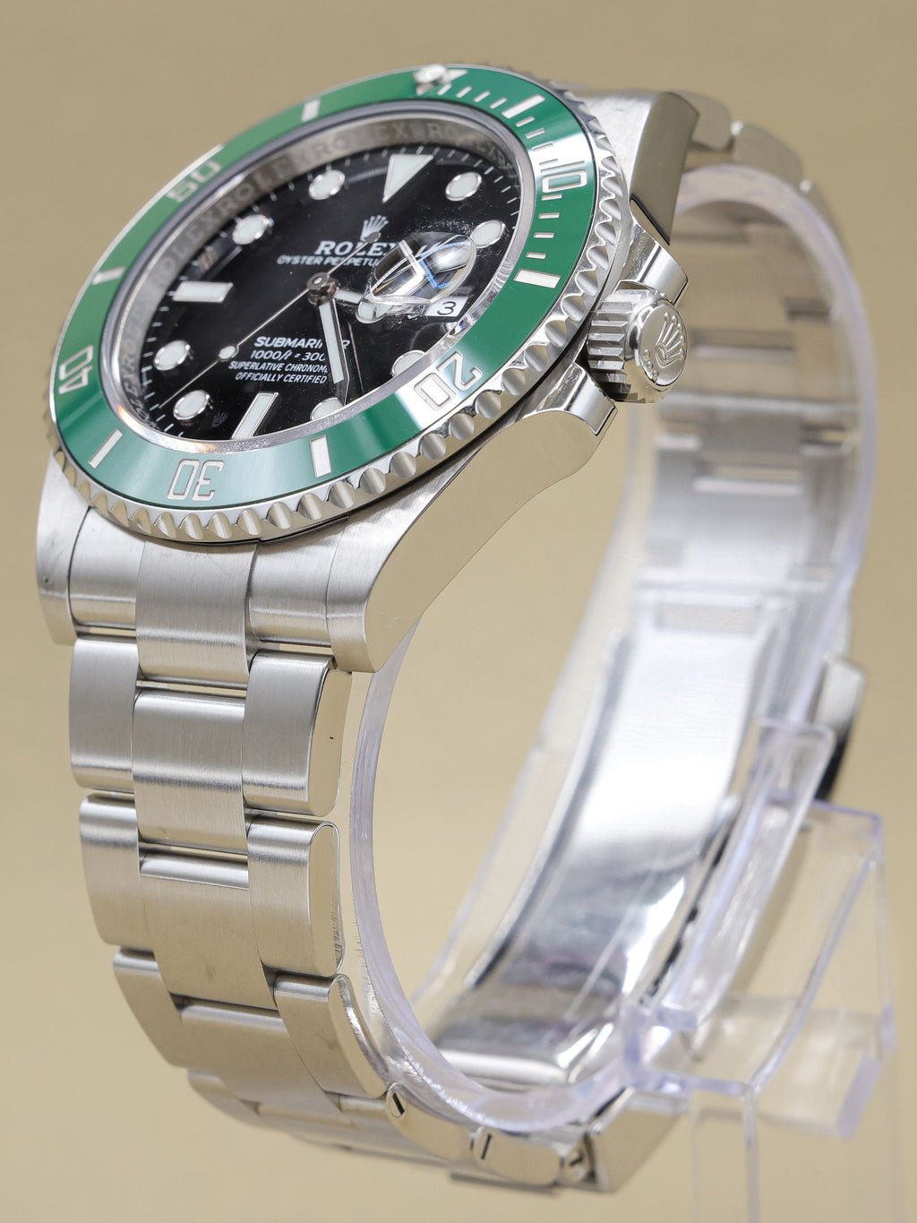 Rolex Submariner Black Dial on Oyster 126610LV Complete 2022