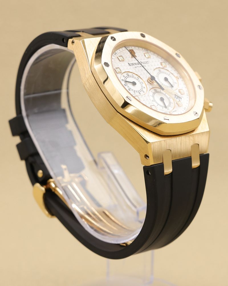 Audemars Piguet Royal Oak Chronograph Silver Dial on Leather Strap 26022BA.OO.D088CR.01