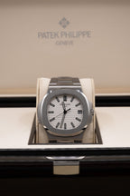 Patek Philippe Nautilus White Dial on Bracelet 5711/1A-011 Complete 2019