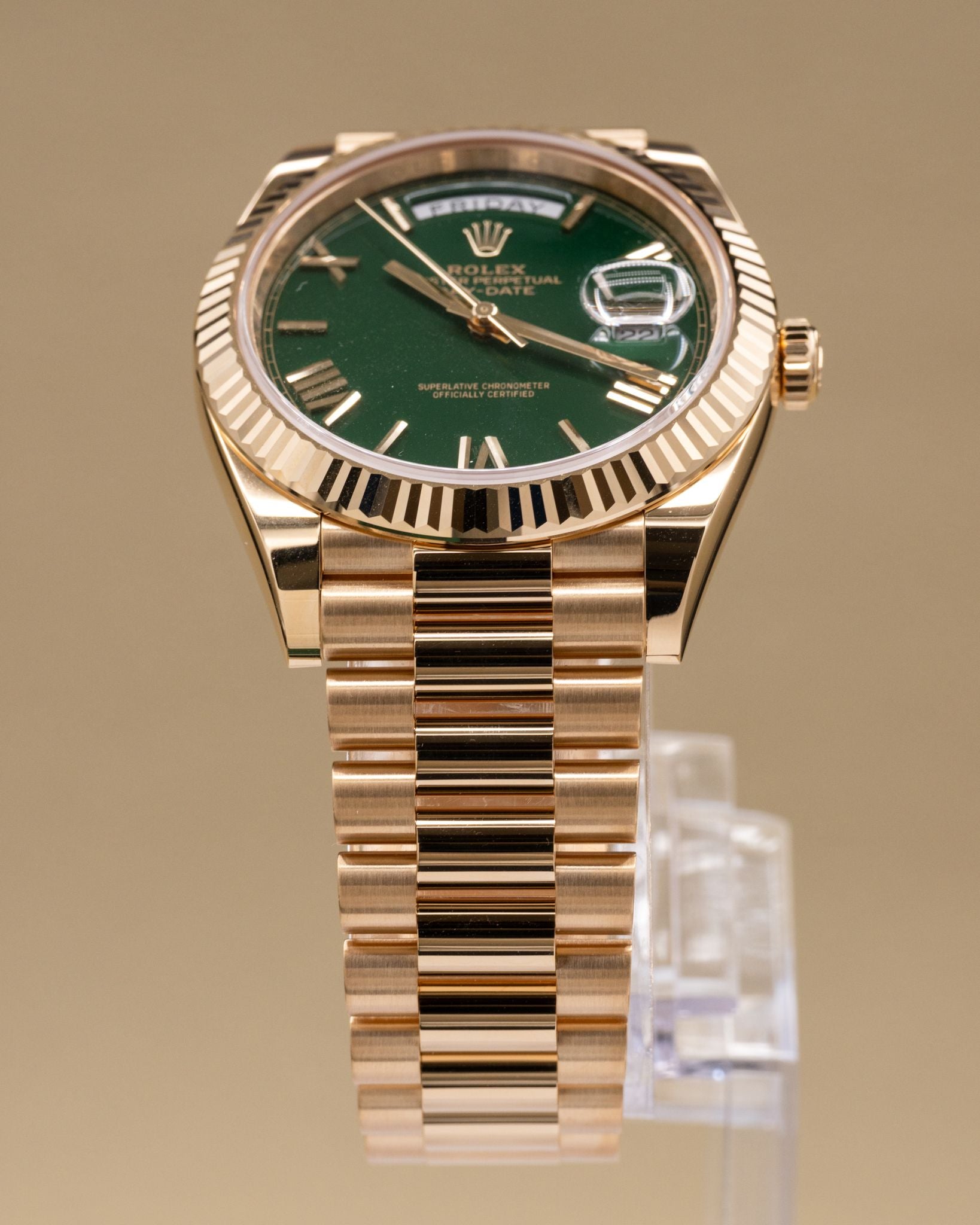 Rolex Day-Date 40 Green Roman Dial on President 228238 Complete 2026