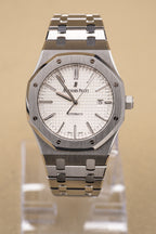 Audemars Piguet Royal Oak Selfwinding White Dial on Bracelet 15400ST.OO.1220ST.02 Complete 2014