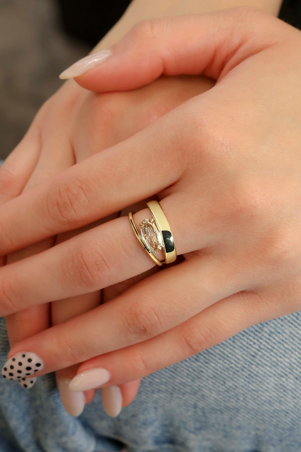 Oval Split Band Diamond Solitaire 18KT Yellow Gold Ring 1.3ct R-130OV
