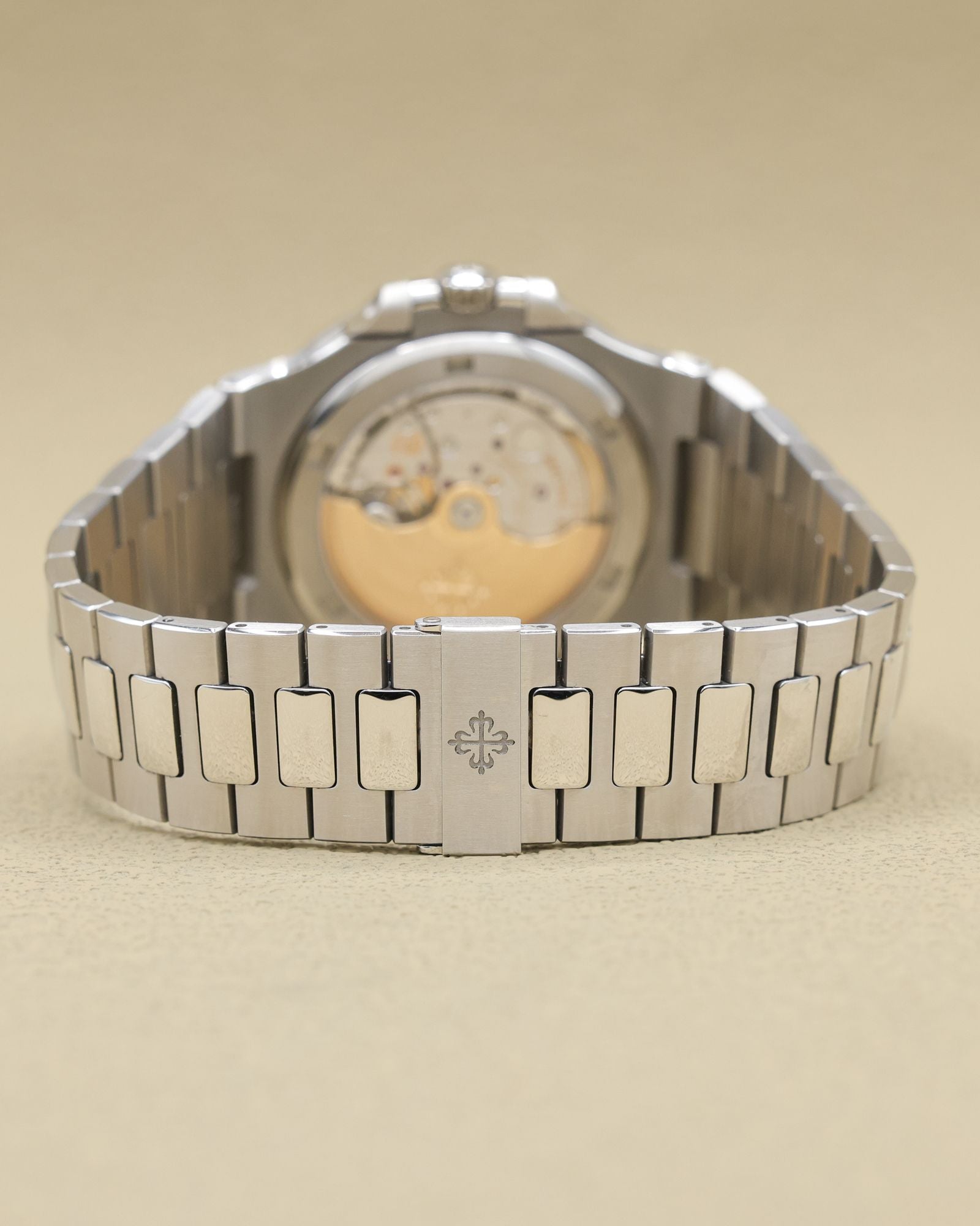 Patek Philippe Nautilus Olive Green Dial on Bracelet 5711/1A-014 Complete 2021