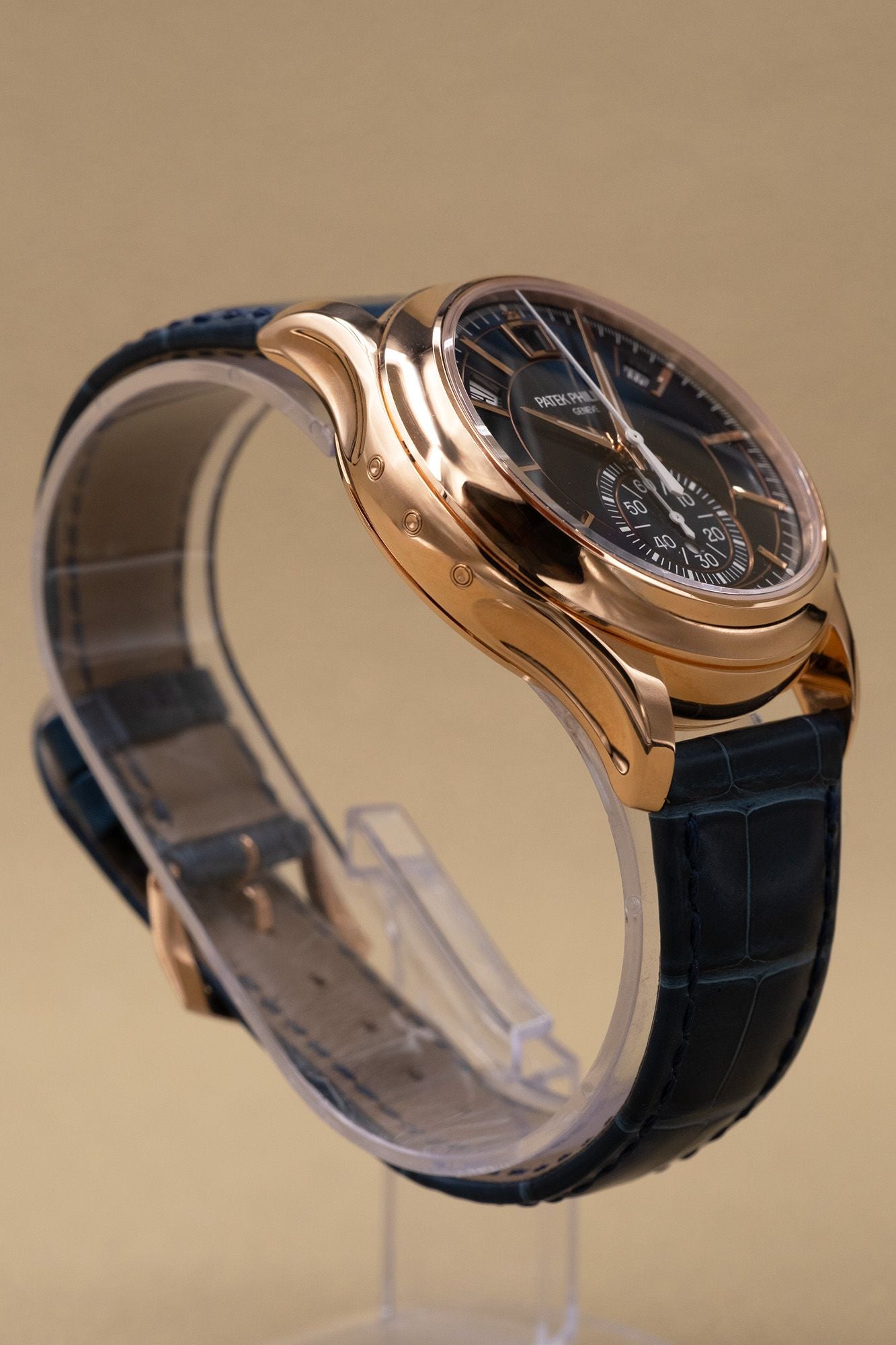 Patek Philippe Complications - Flyback Chronograph Blue Dial on Strap 5905R-010 Complete 2023