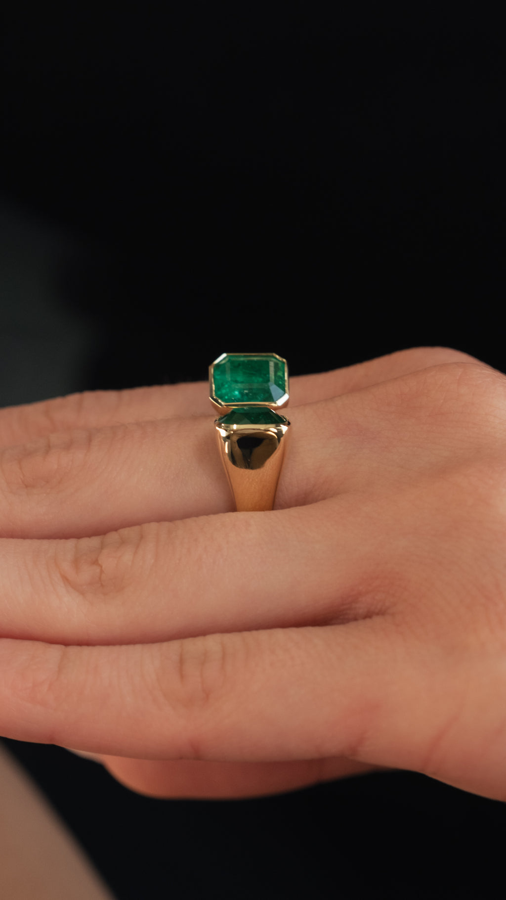 Yellow Gold Double Emerald Stone Ring Cocktail Ring 6.07 cts.