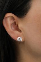White Gold - Studs 5 cts.