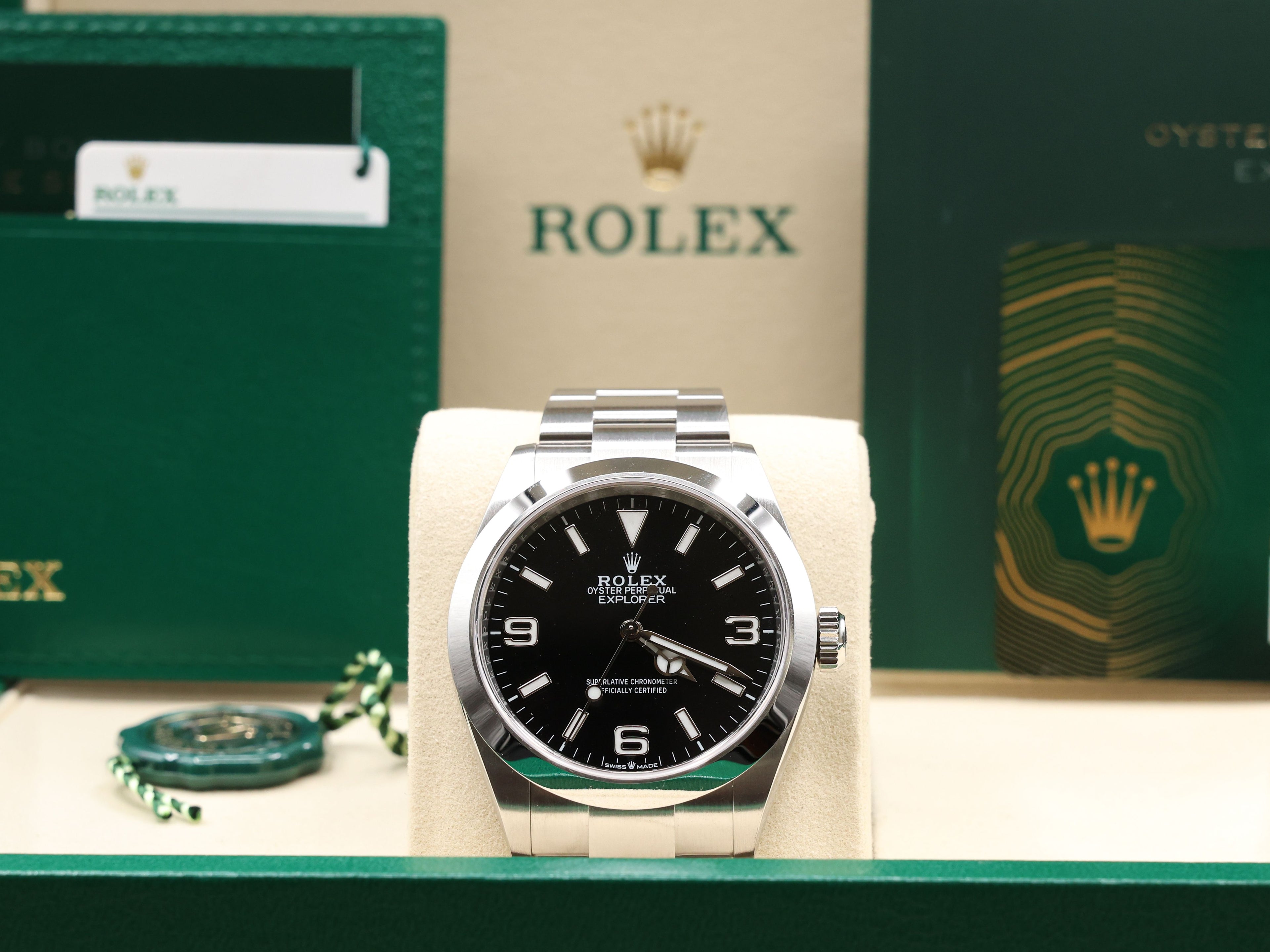 Rolex Explorer 40 Black Index Arabic Dial on Oyster 224270 Complete 2026